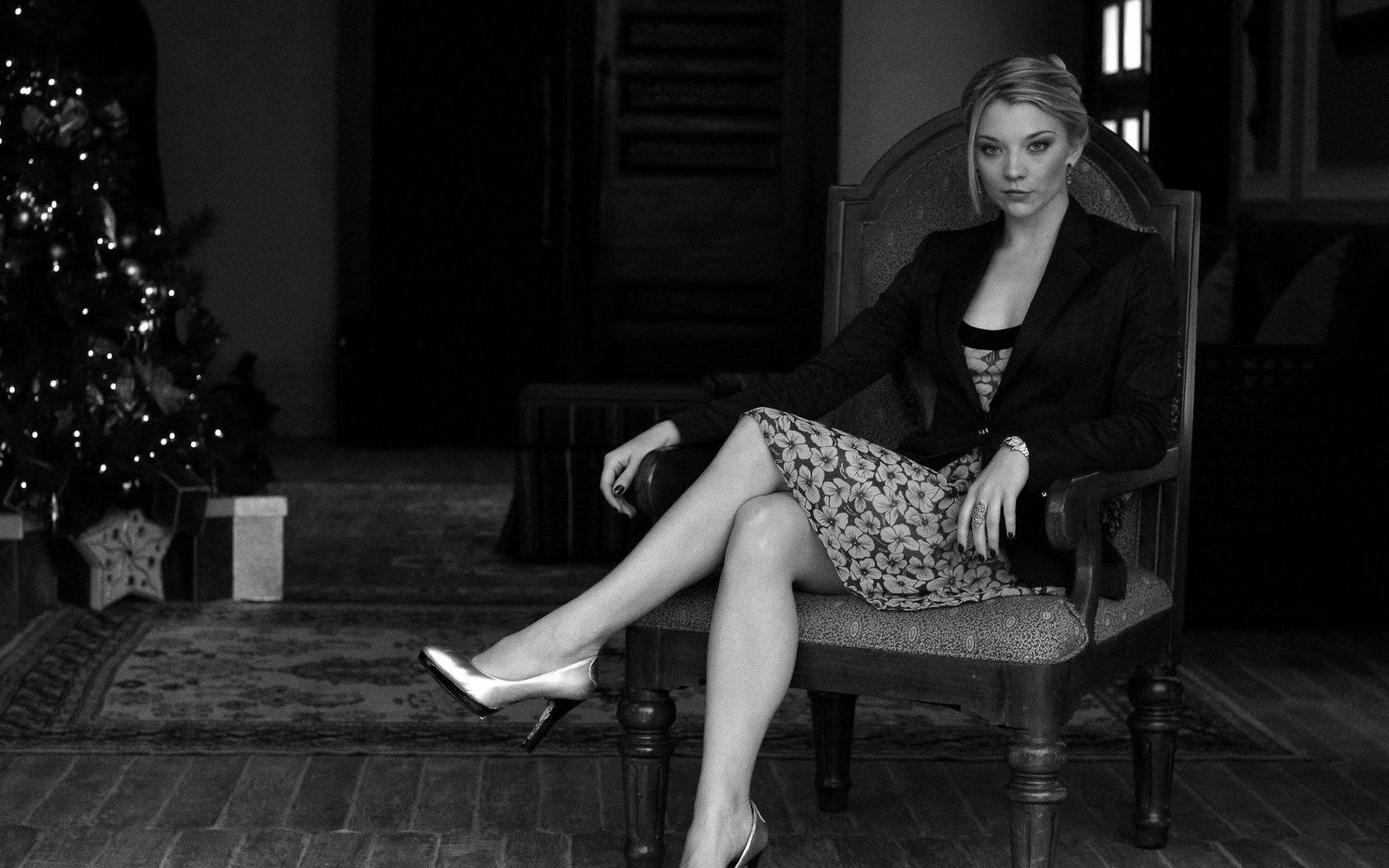 grayscale photography of Natalie Dormer monochrome 2k