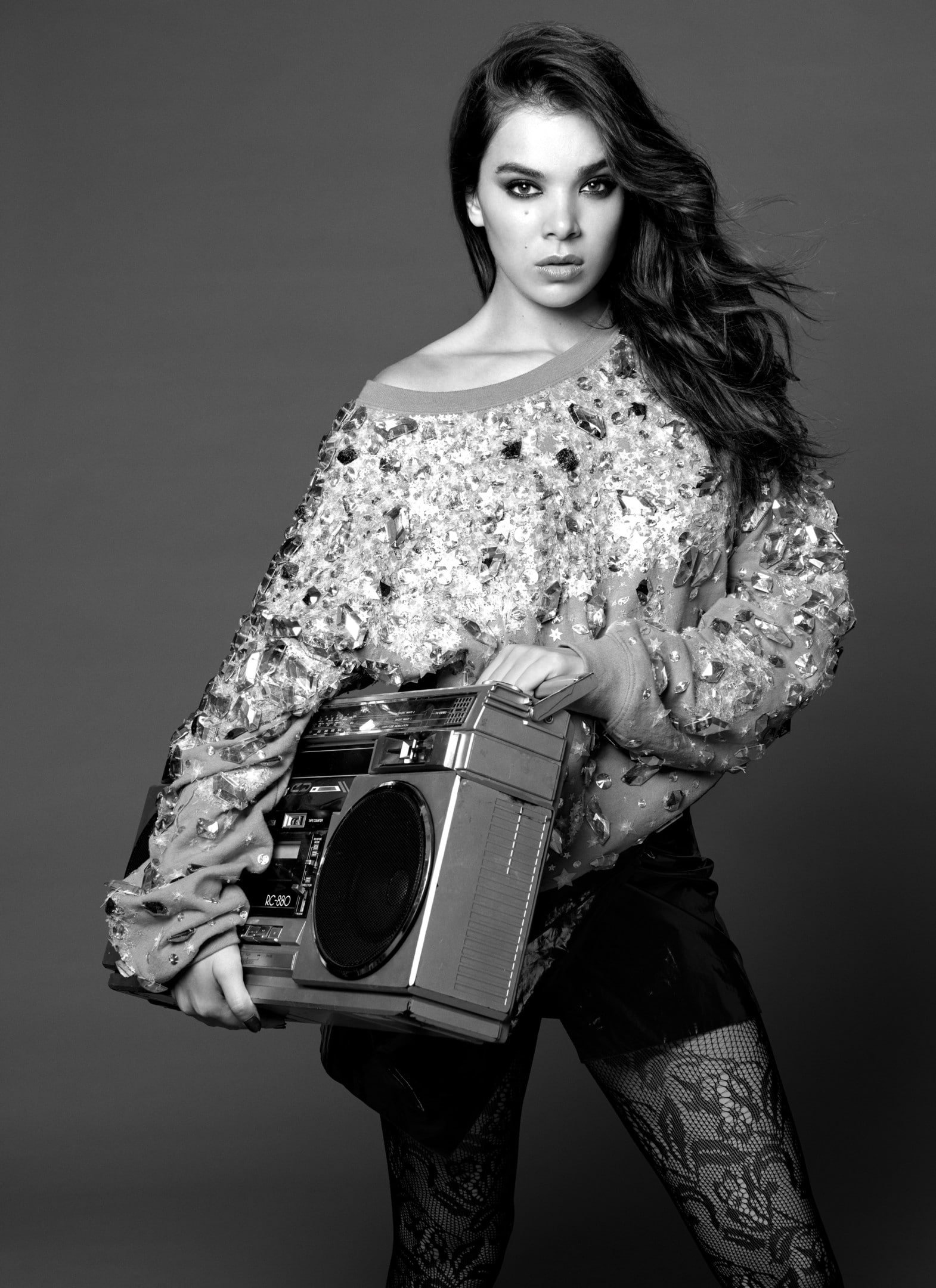 Hailee Steinfeld women actress singer simple background