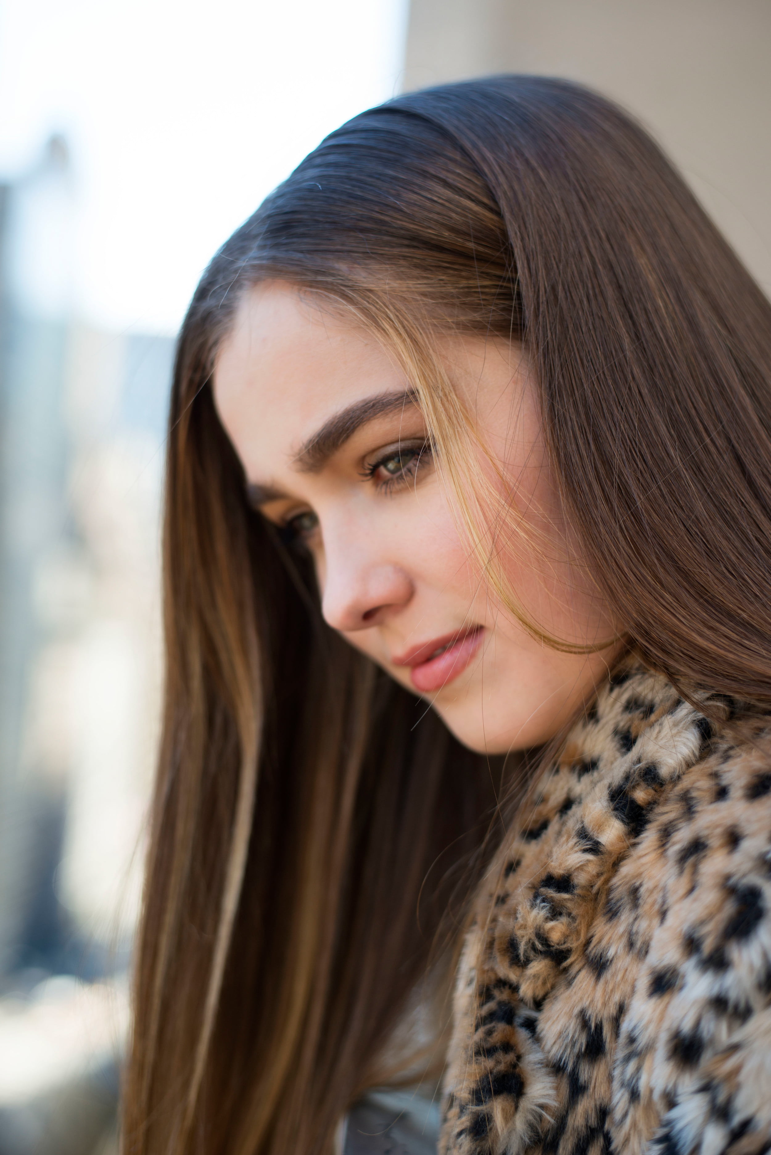 Haley Lu Richardson women brunette green eyes face actress 2k