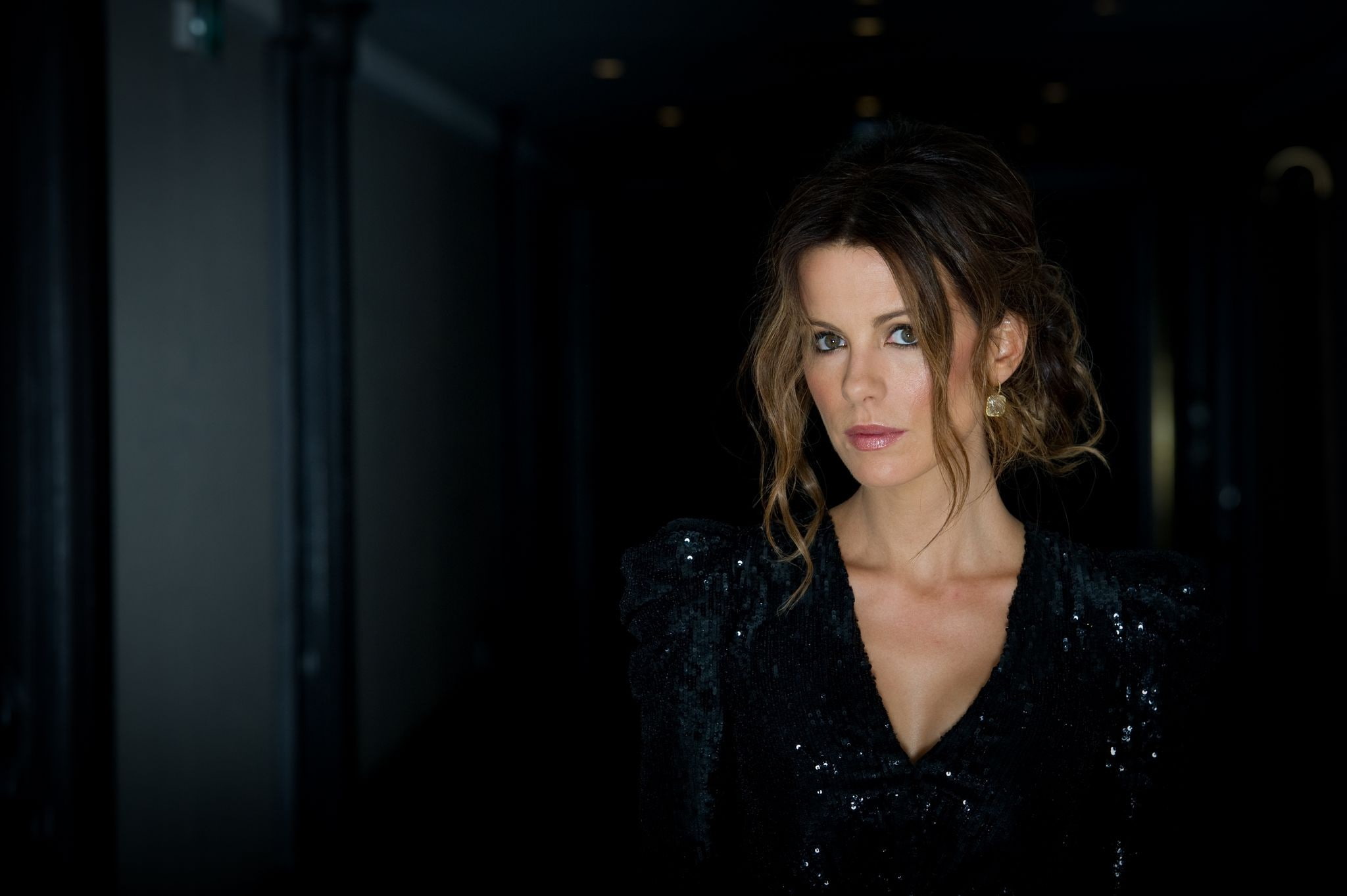 Kate Beckinsale celebrity women actress one person adult 2k