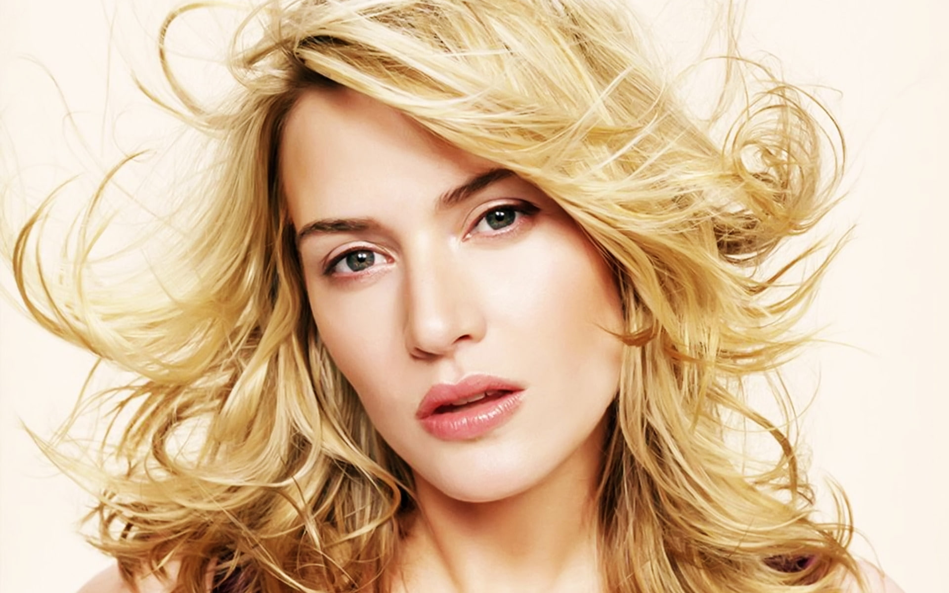 Kate Winslet Portrait titanic woman actress celebrity 80