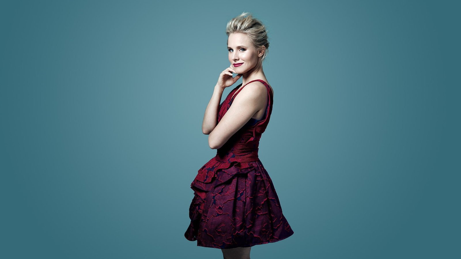 Kristen Bell celebrity red dress smirk women actress fashion