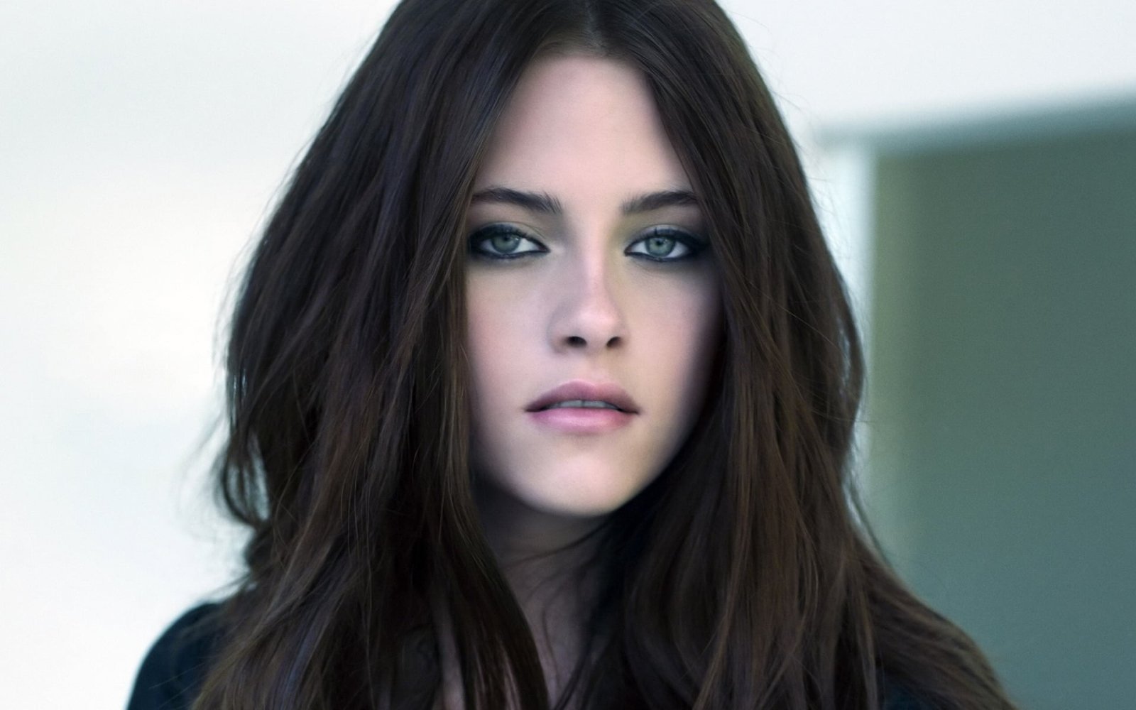 Kristen Stewart Actresses hair portrait hairstyle long