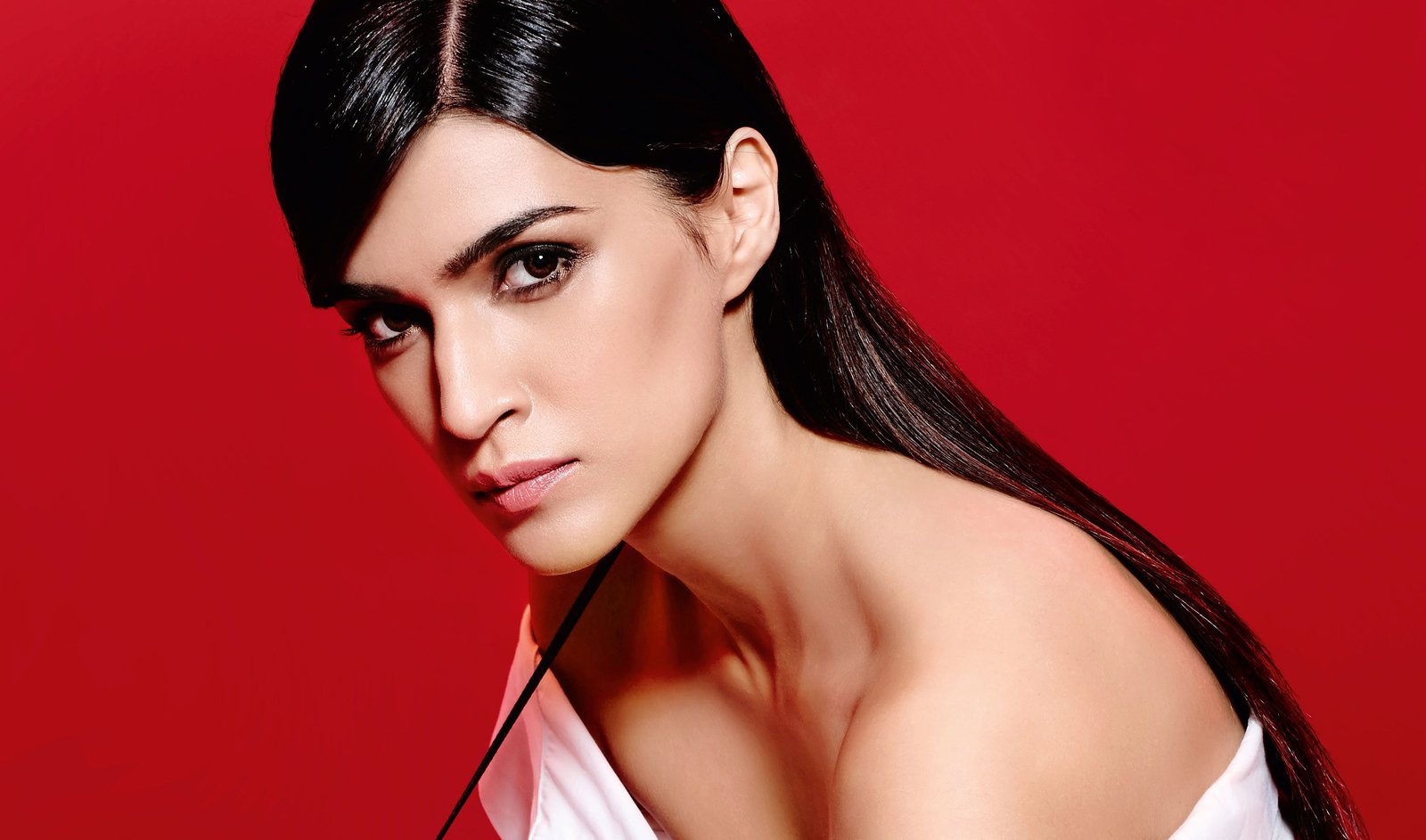 Kriti Sanon Bollywood actress Maxim HD 2k