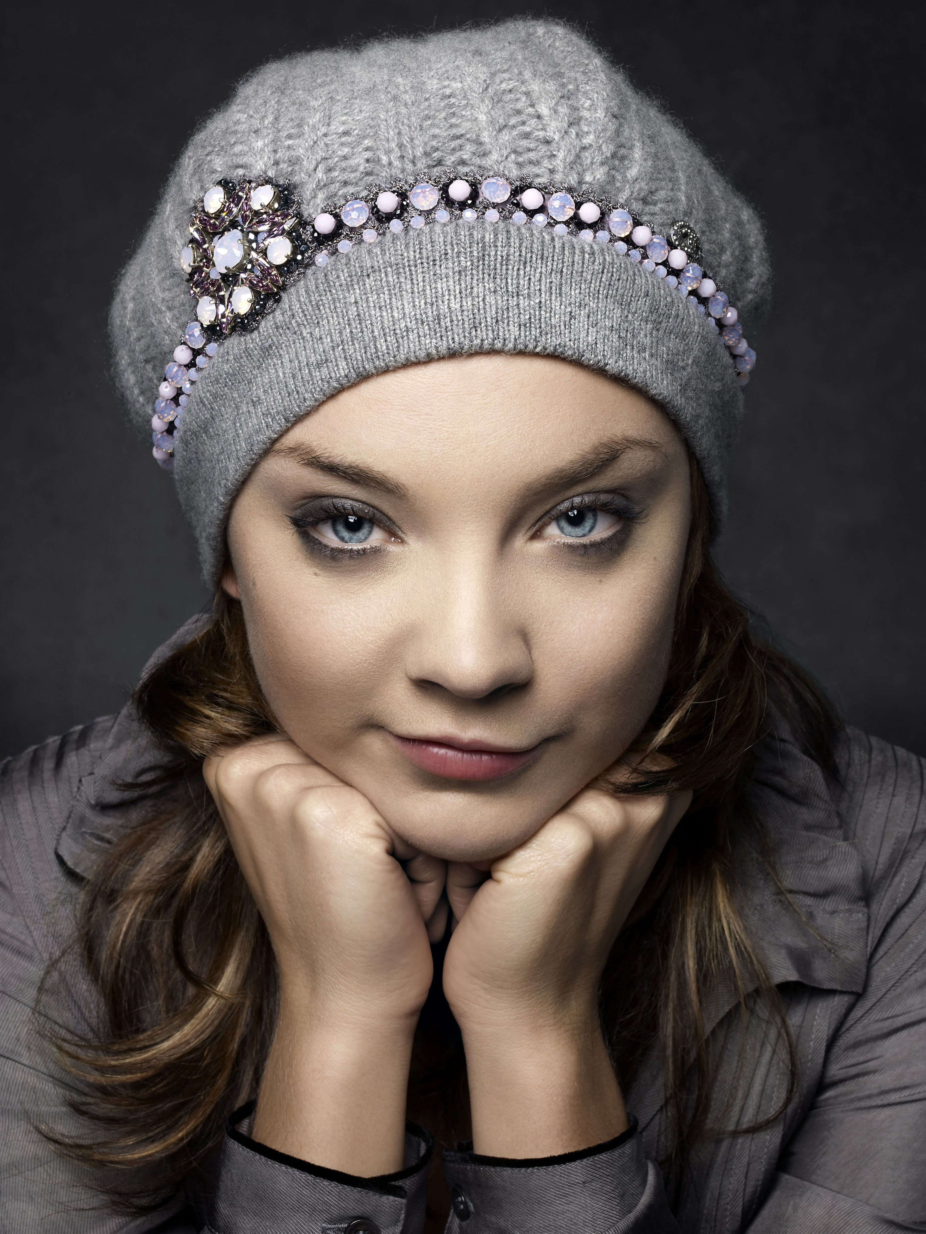 Natalie Dormer actress smirk celebrity women 2k