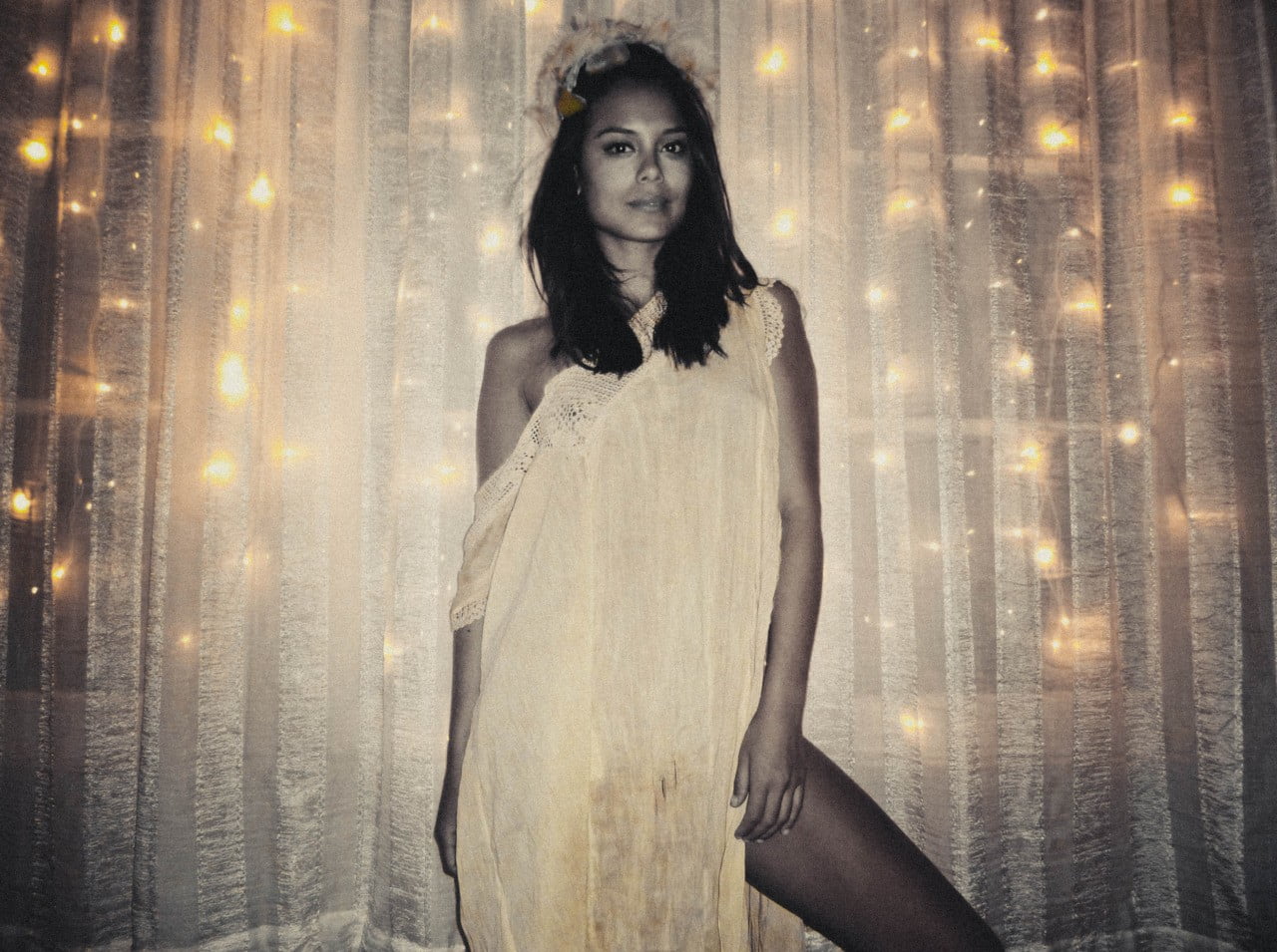 Nathalie Kelley model actress women looking at camera