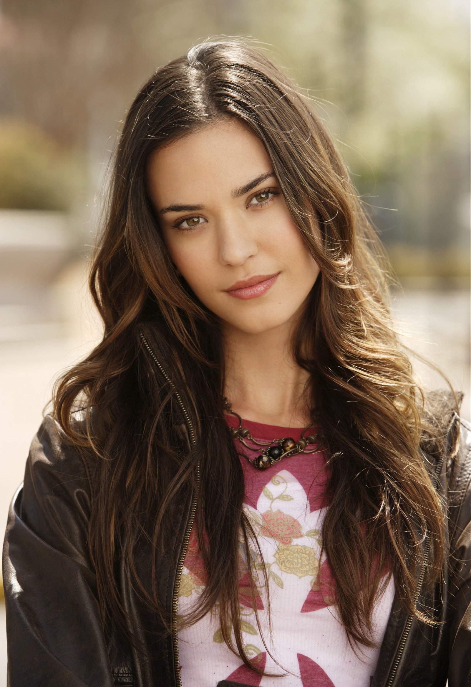 Odette Annable women actress brunette outdoors long hair 2k
