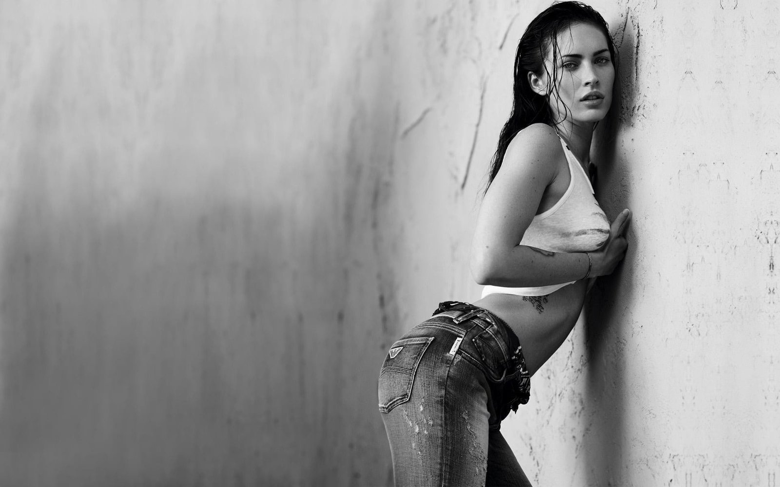 Megan Fox Actress HD look Walls tattoos