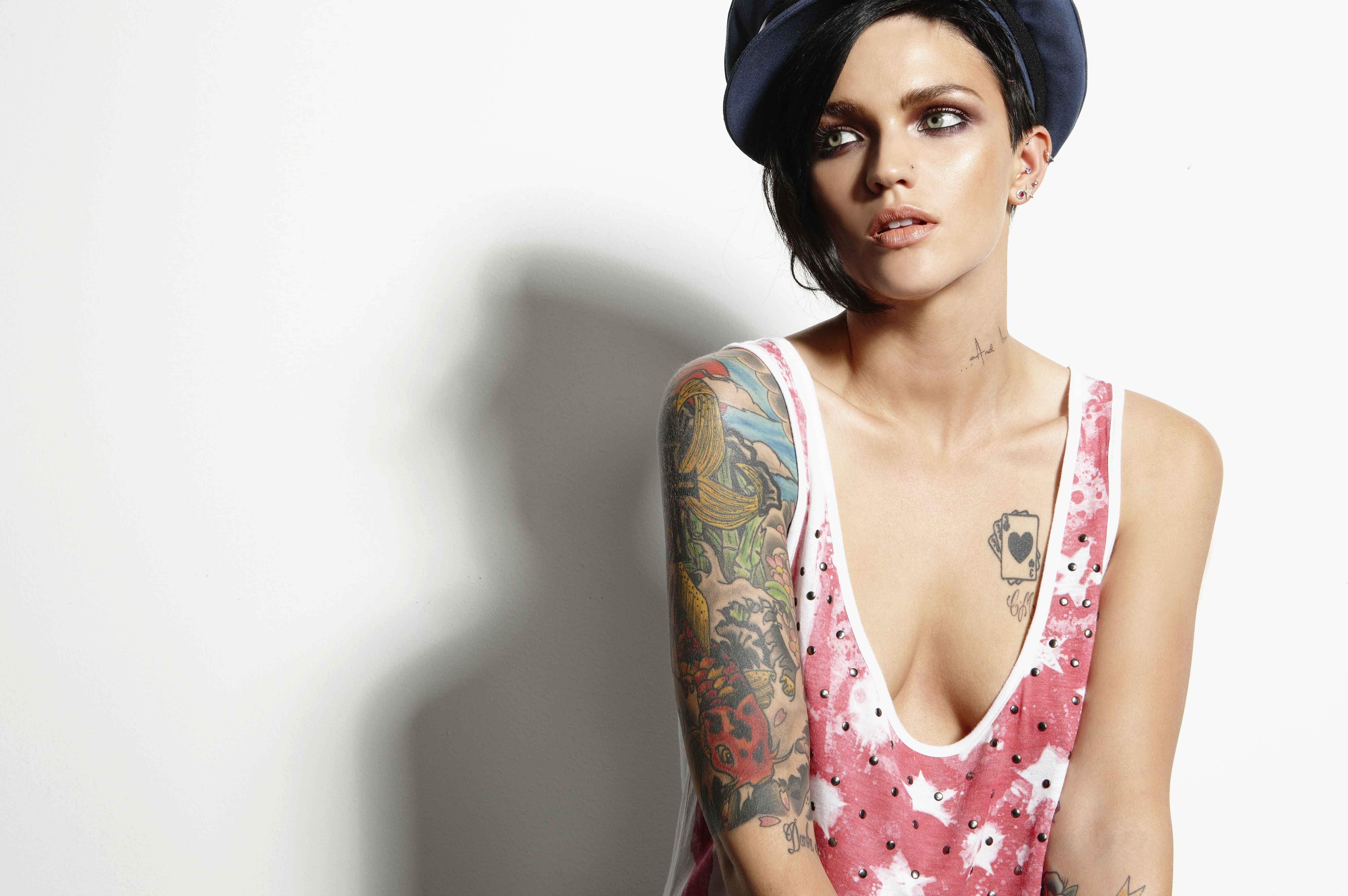 Ruby Rose actress tattoo simple background young adult 2k 4k 5k