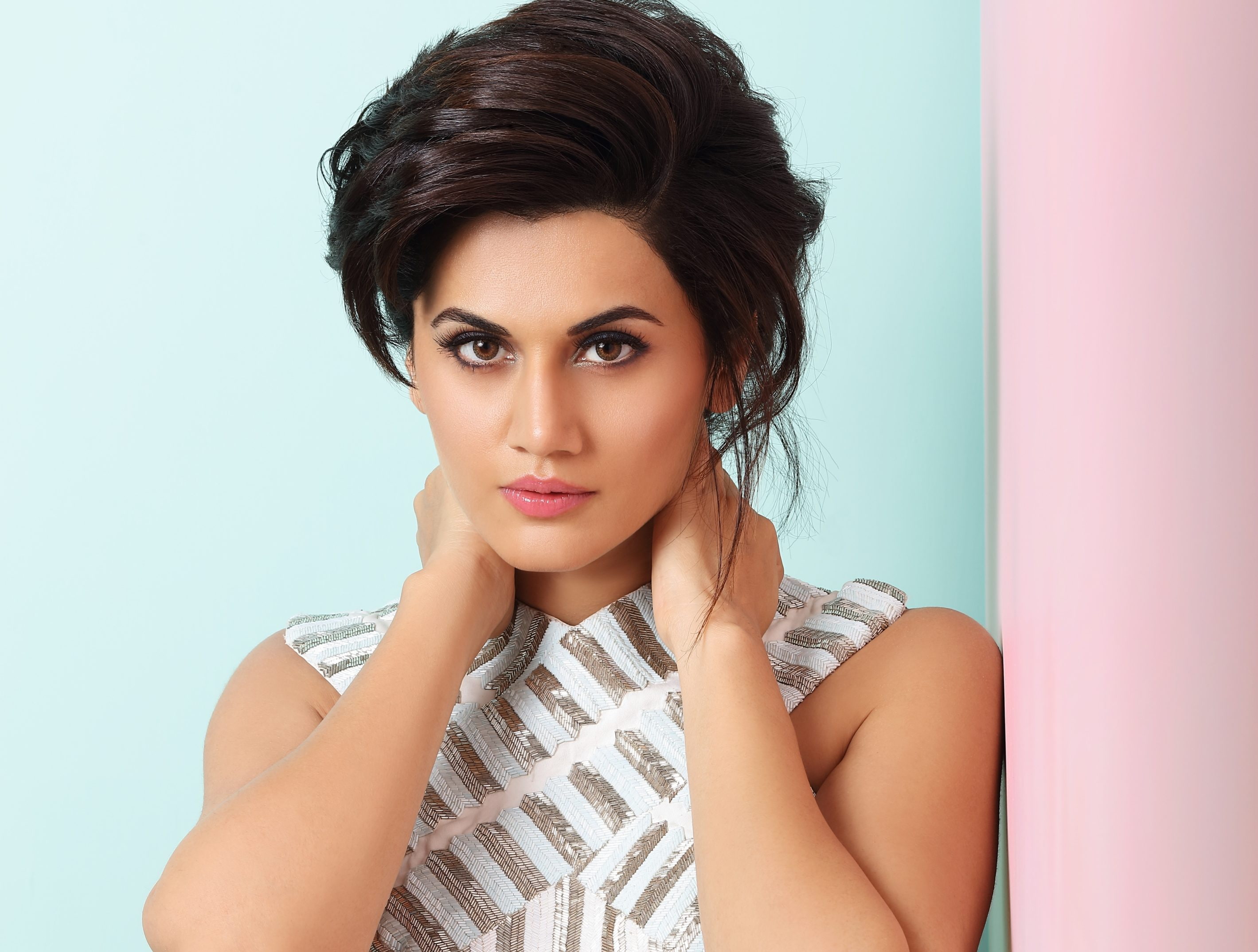 Taapsee Pannu Bollywood Actress 2k