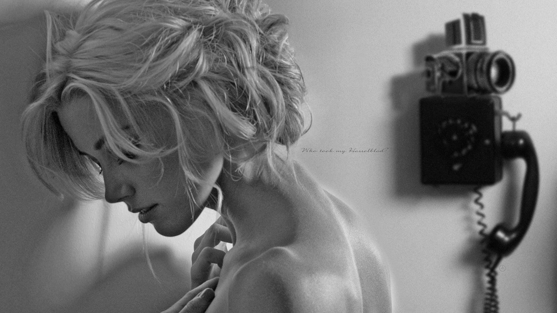 vintage telephone Amber Heard monochrome blonde bare shoulders
