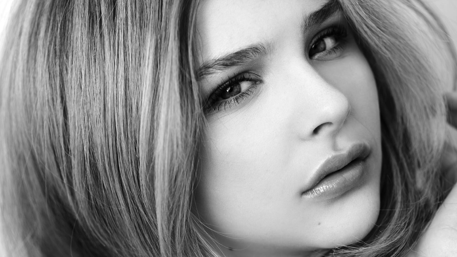woman's face Chlo Grace Moretz actress women monochrome