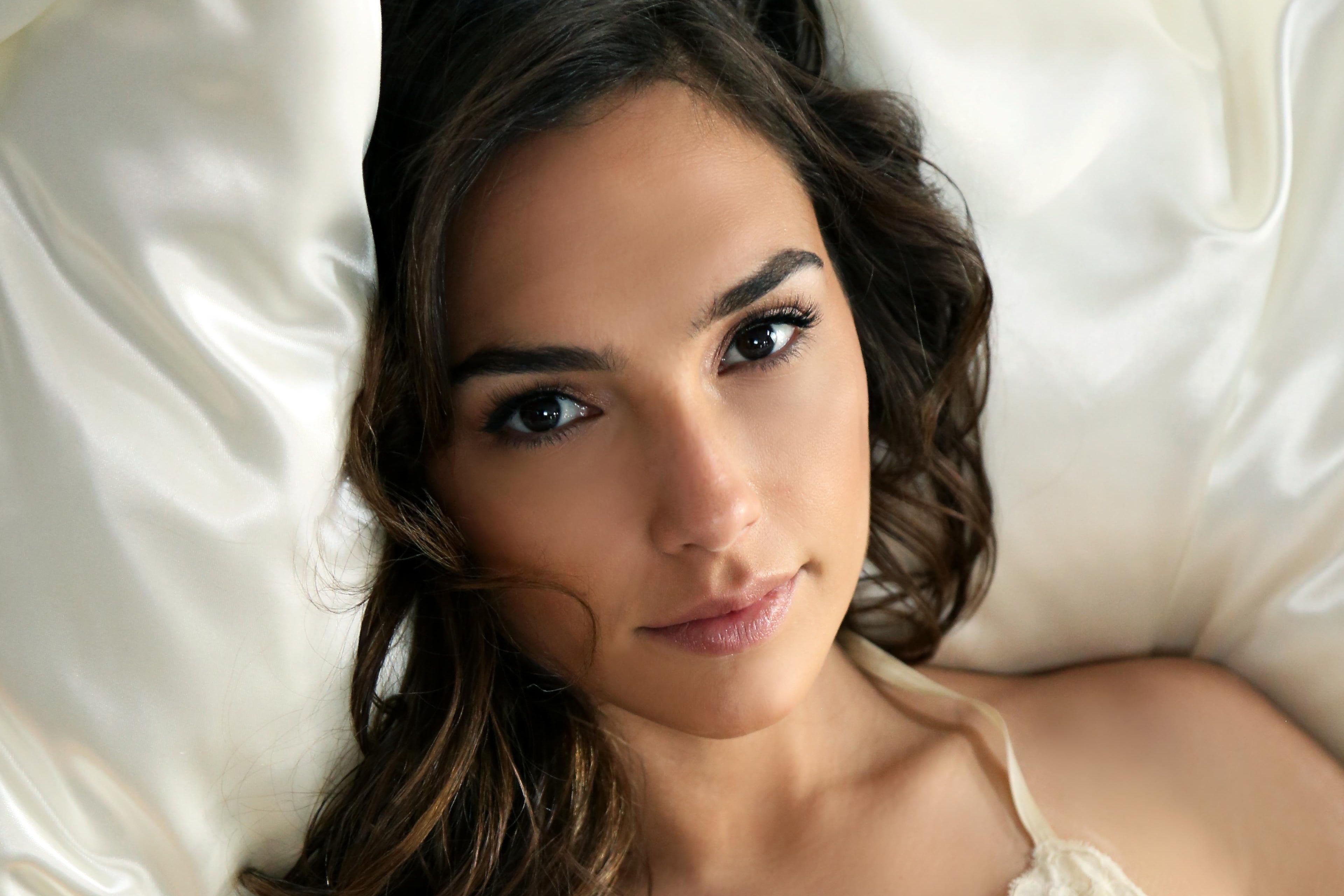 women face actress model Gal Gadot Israelis 2k