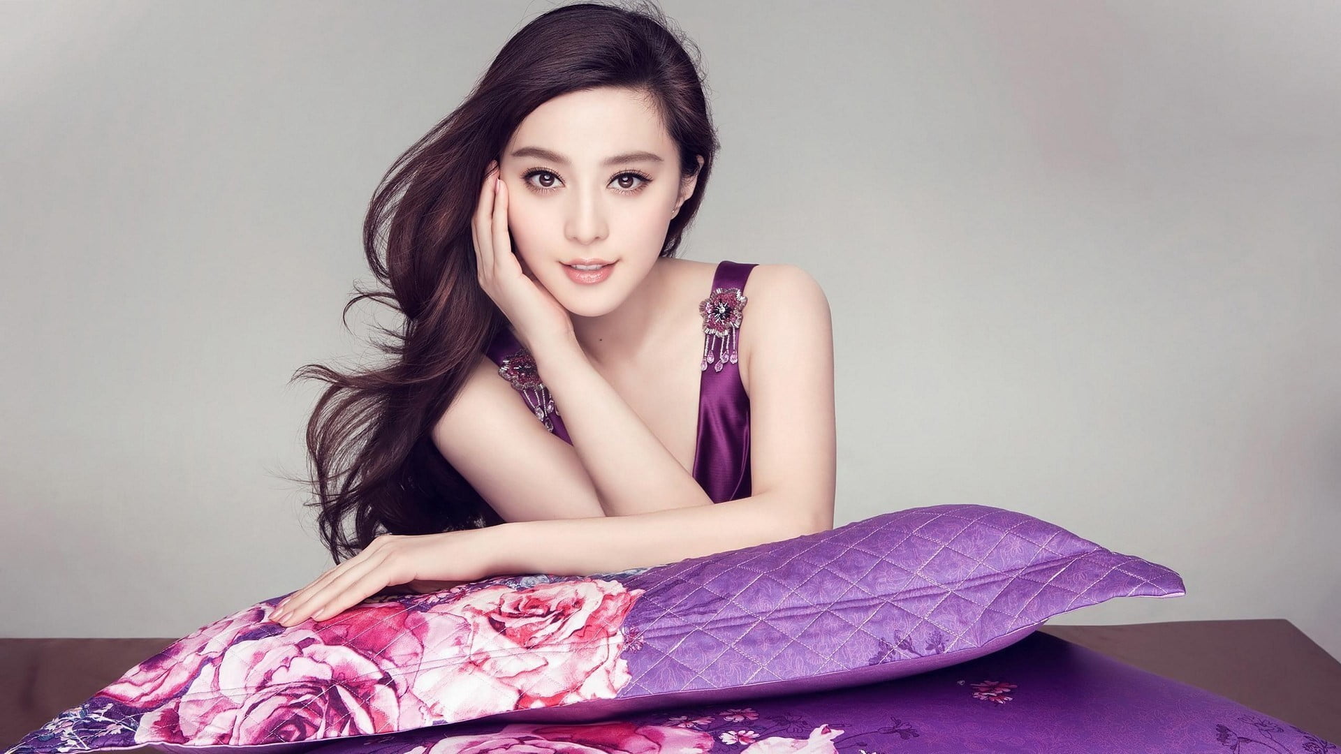 women model brunette long hair face Asian Fan Bingbing