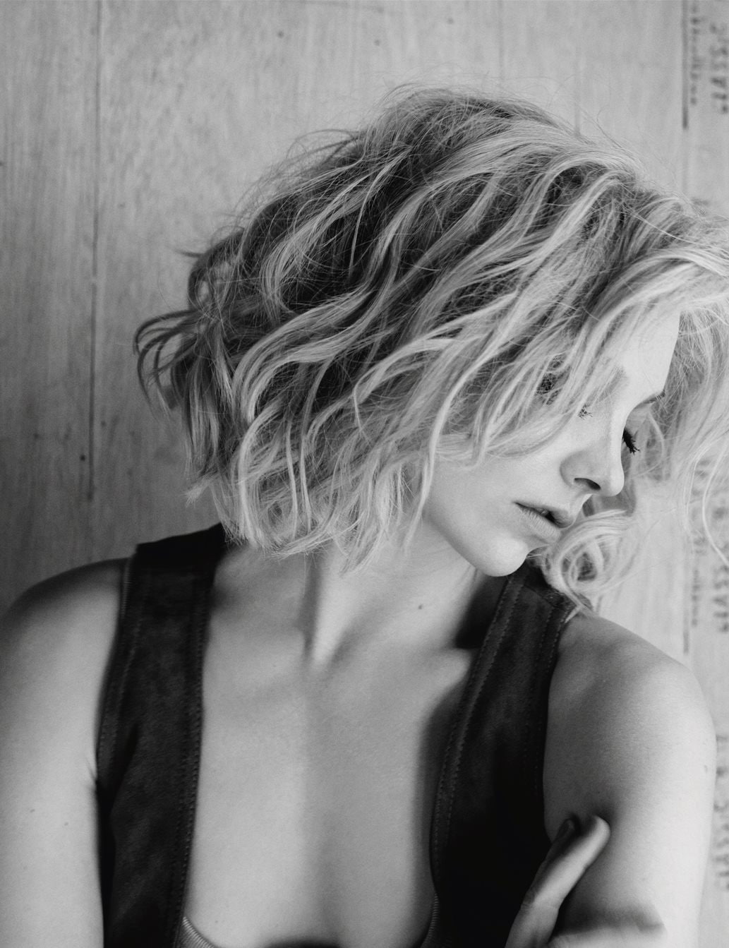 women monochrome actress simple background Natalie Dormer