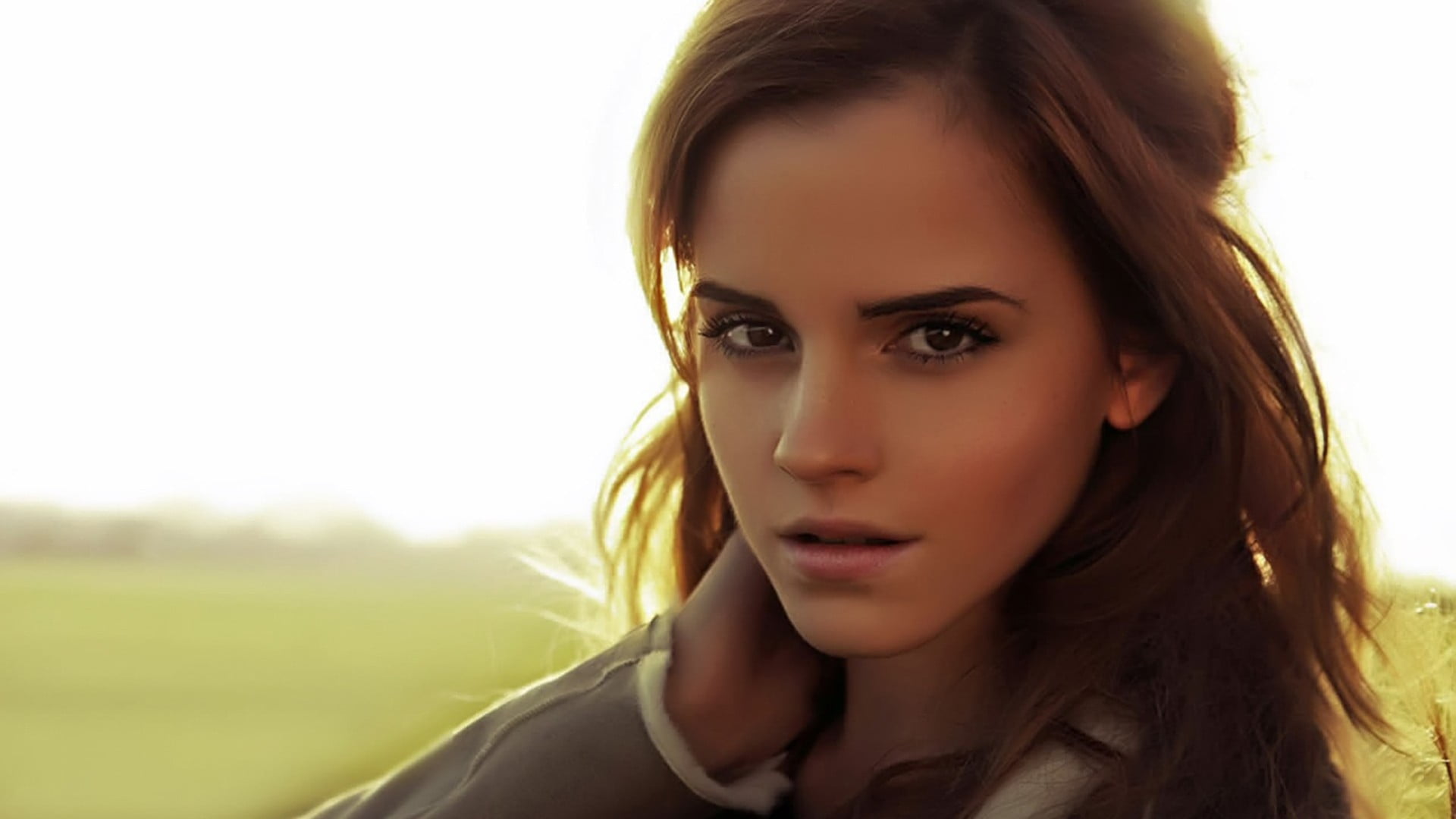 women's gray top Emma Watson looking at viewer actress portrait