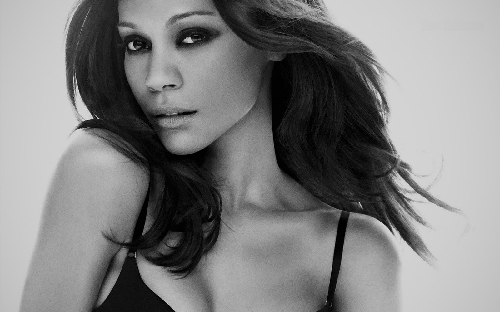 Zoe Saldana women monochrome actress face portrait ebony