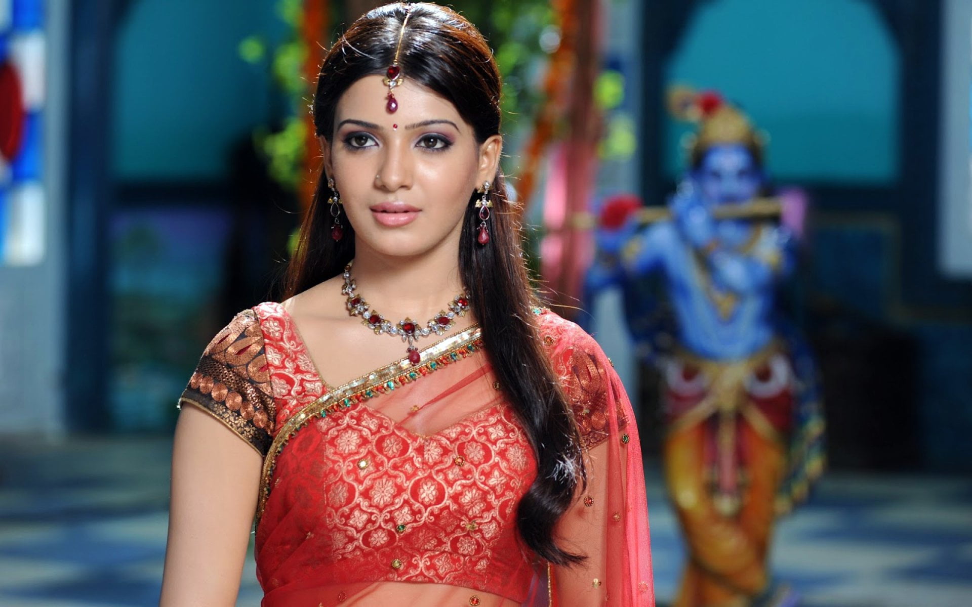 women's red and white V neck sari dress Actresses Samantha Ruth Prabhu