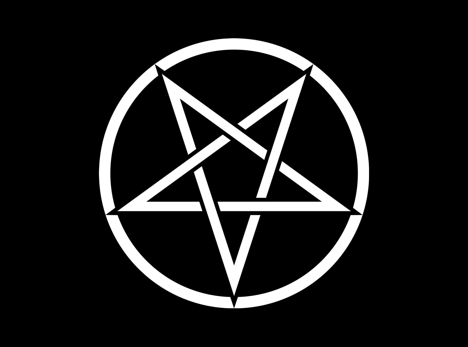 round black and white logo Satanism pentagram shape geometric 2k