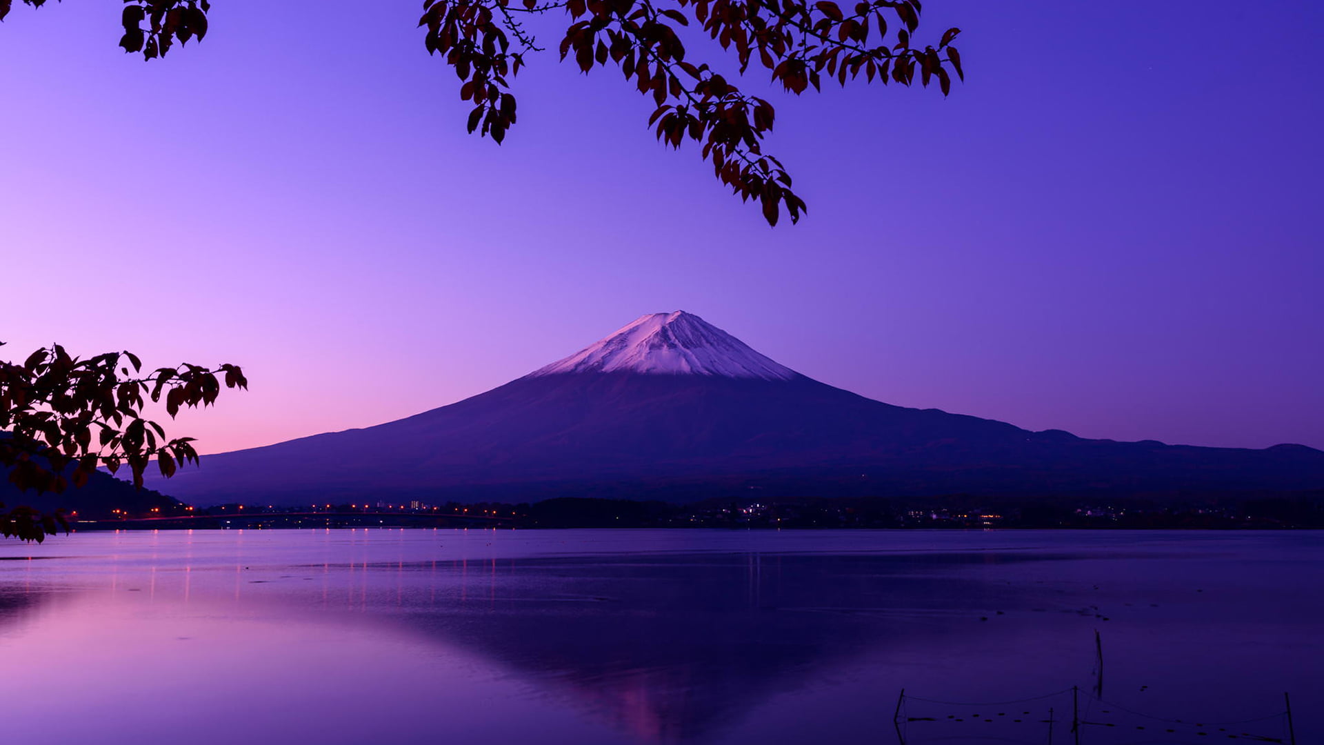 Mount Fuji Japan landscape calm waters violet lake clear sky 2k