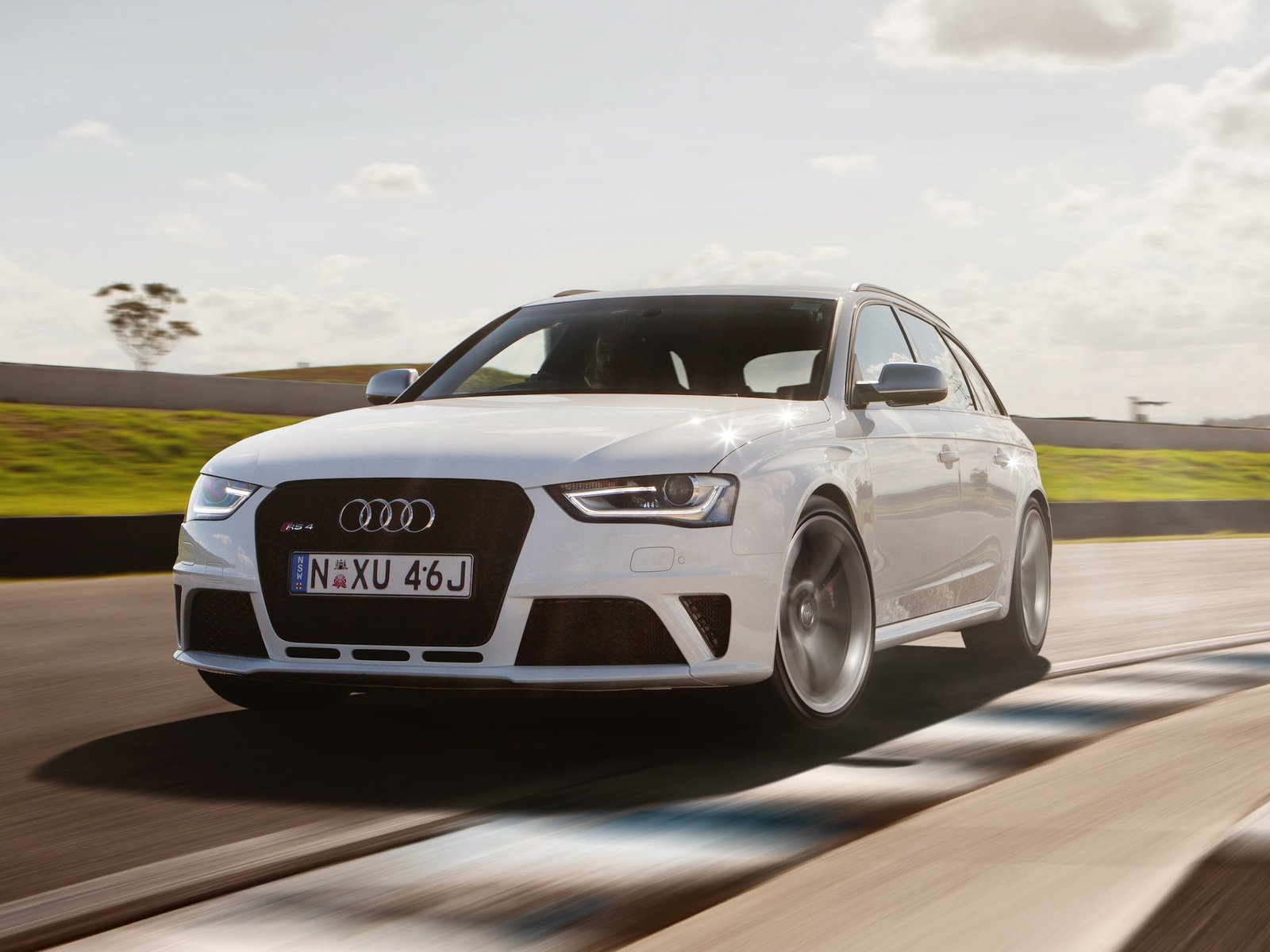 audi avant 2k