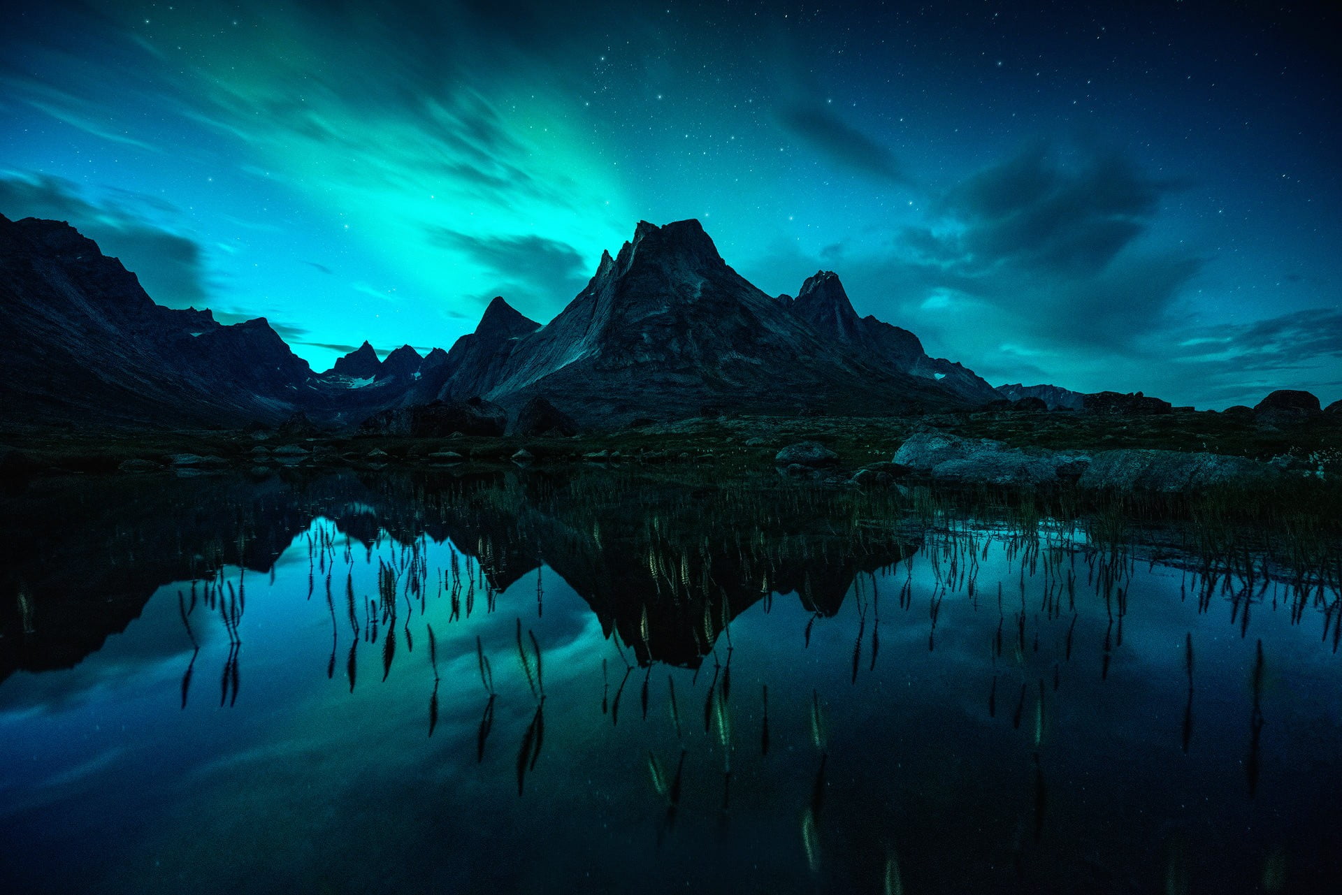 mountain beside body of water landscape lake aurora borealis 2k