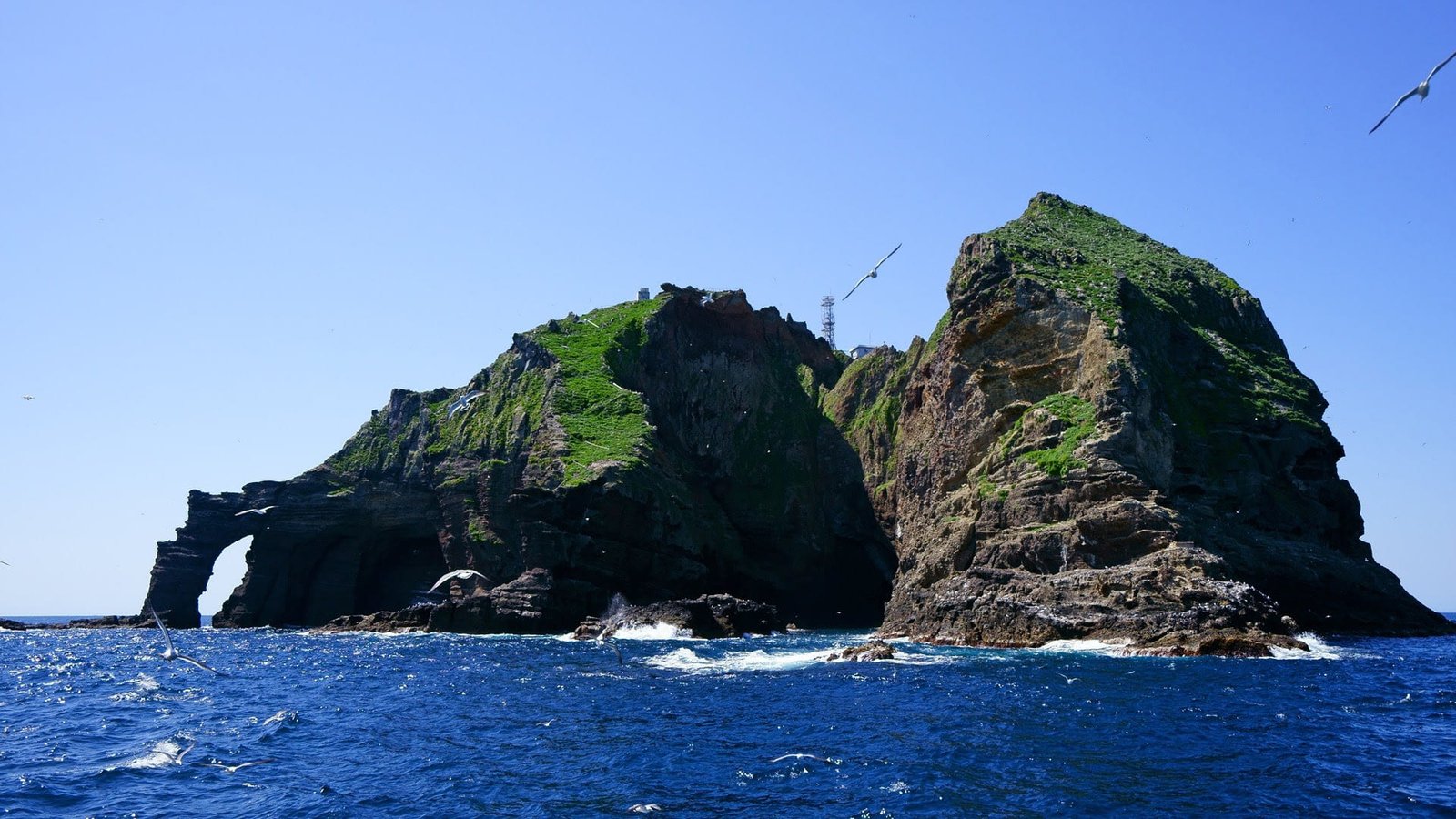 travel nature rock dokdo korea island japan sea republic of 2k
