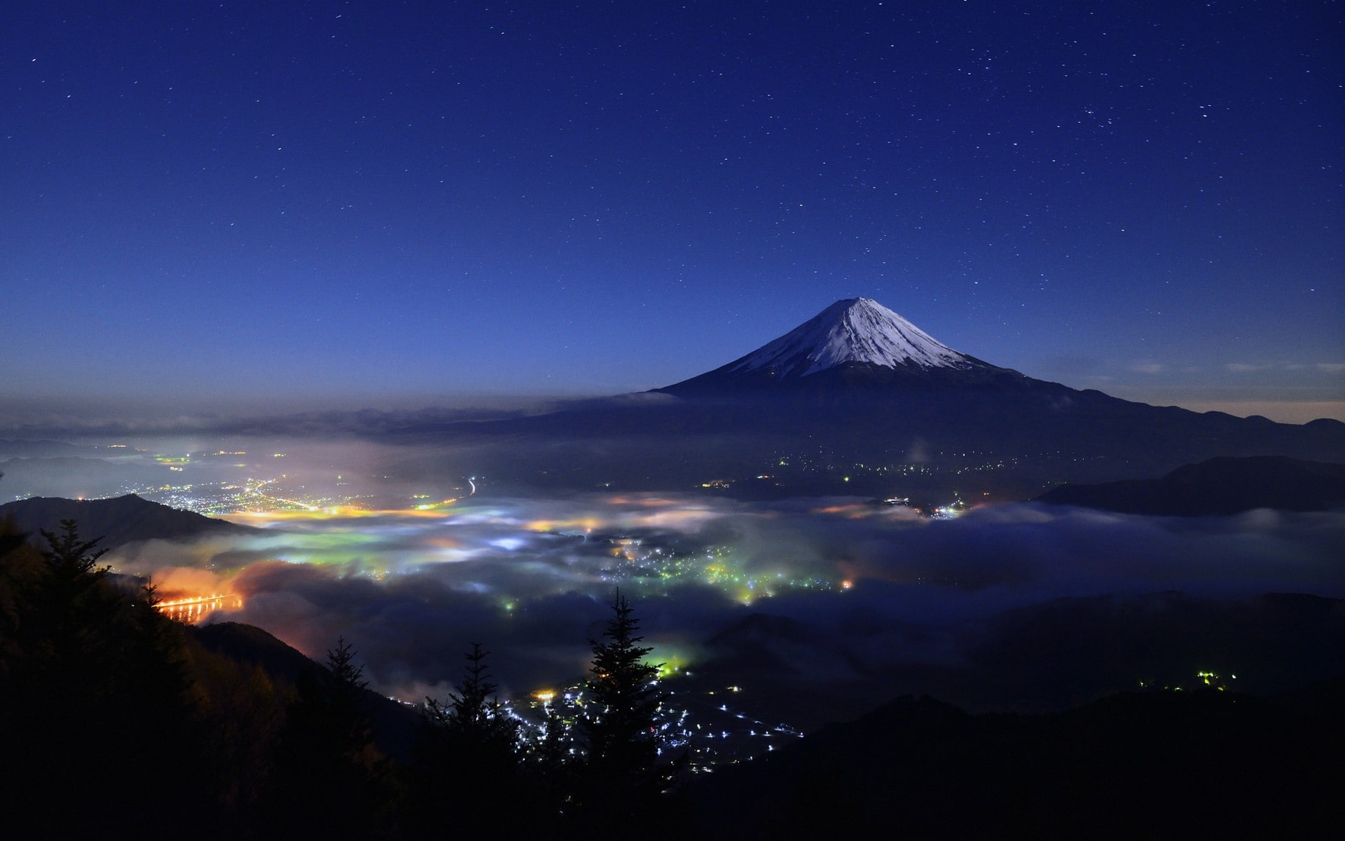 Nature Landscape Starry Night Mountain Cityscape Mist Snowy Peak Light Strees Mount Fuji Japan mount fuji in japan 2k