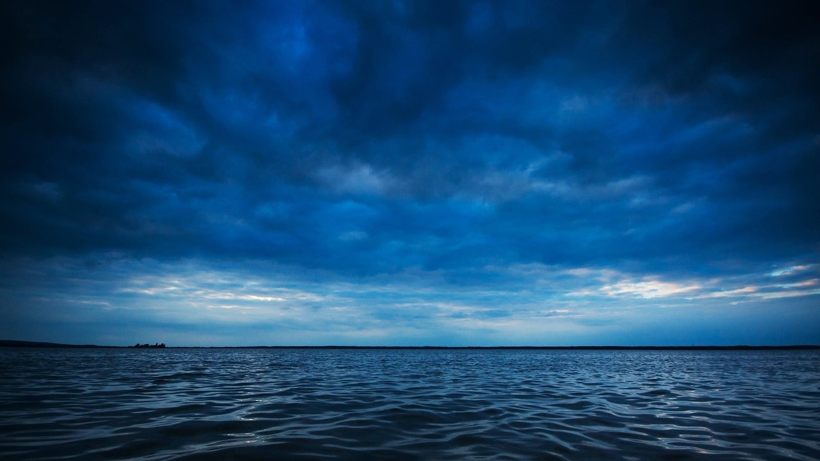 nature ocean sea body of water sky beach coast landscape 2k