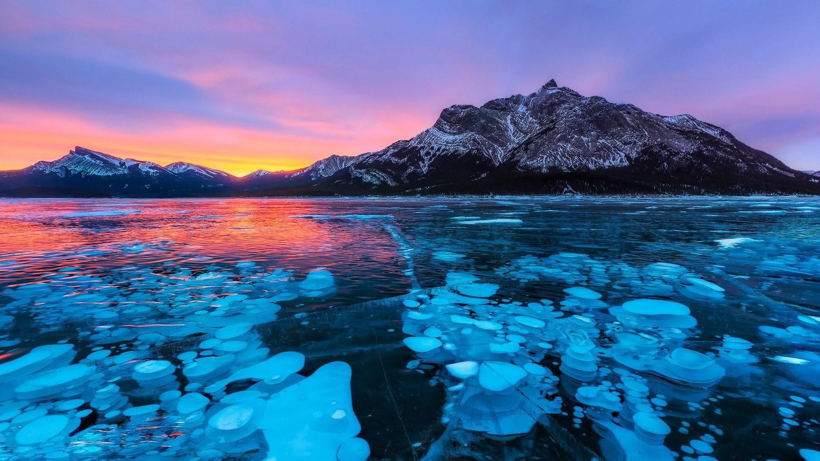 ice mountain lake alberta rocky mountains abraham bubbles 2k