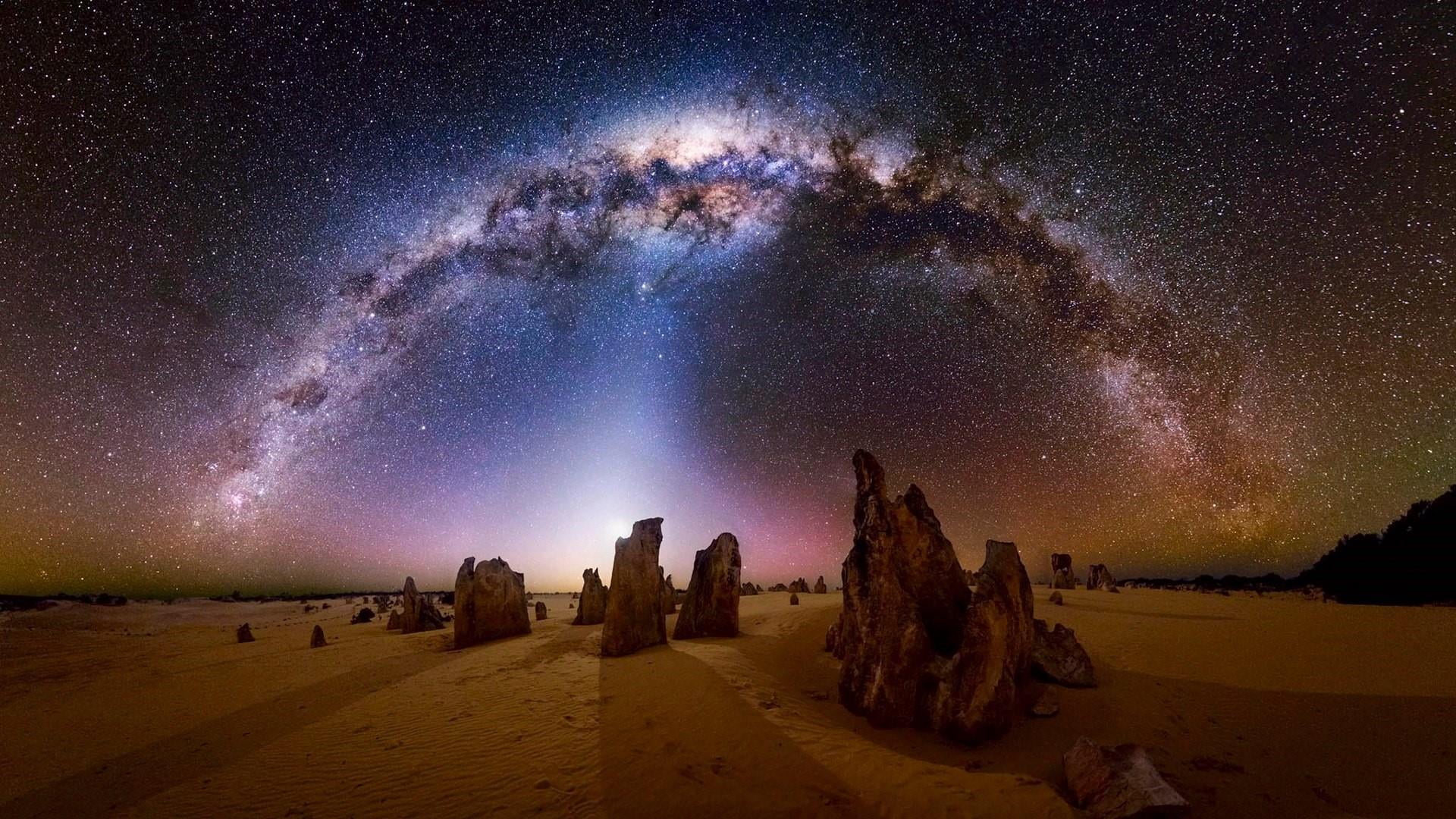 night spire rock spires national park nambung 2k