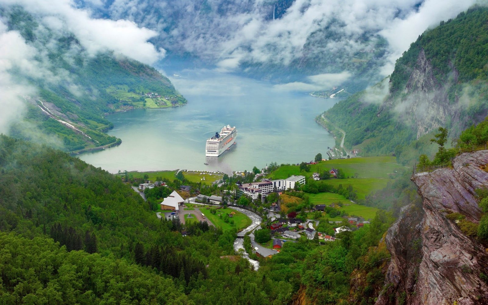 landscape of forest Norway nature river lake ship cruise 2k