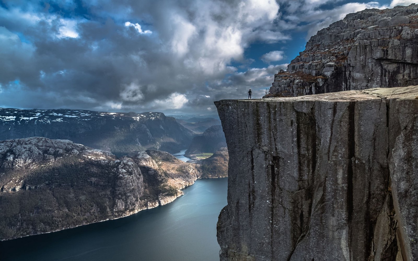 brown mountain nature landscape fjord alone cliff mountains 2k