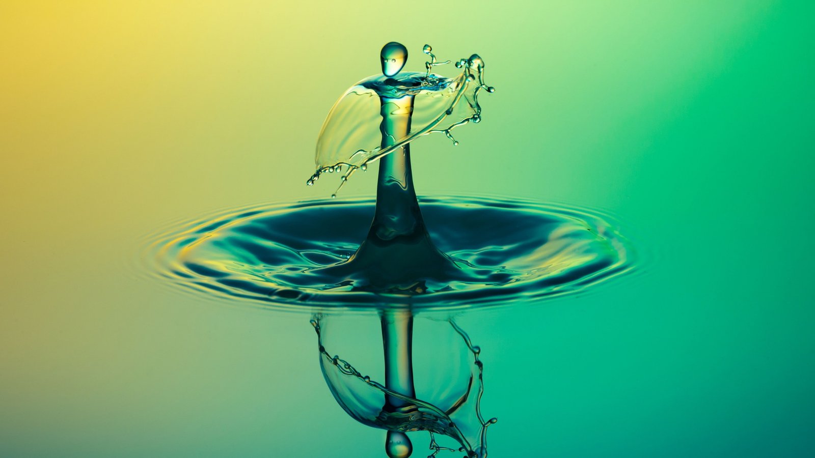 splash Water art HD 2k 4k