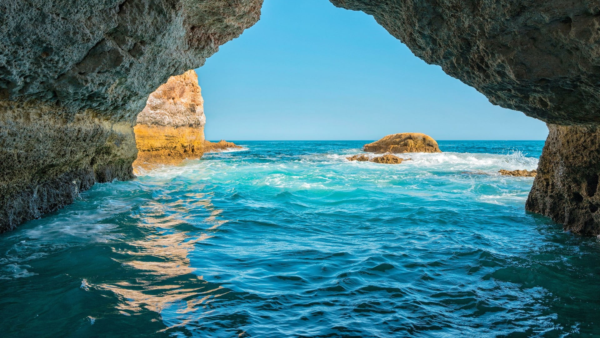 sea portugal algarve azure coast rock cave cliff 2k