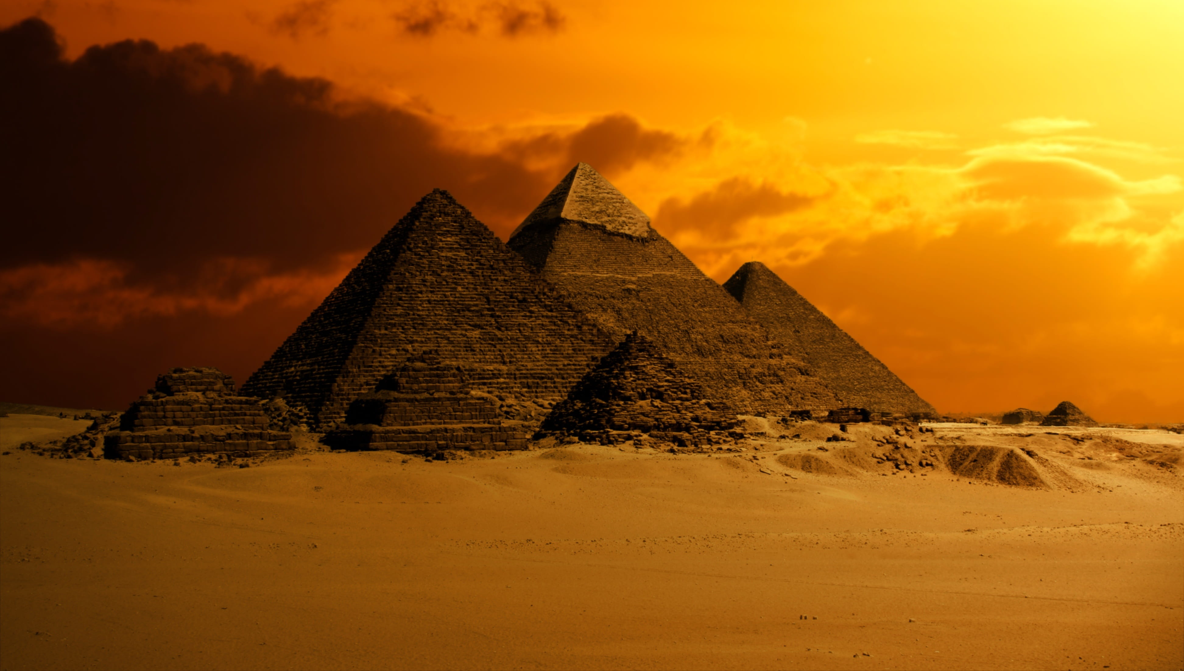 Pyramids of Giza digital wallpaper sky desert ancient egypt 2k 4k