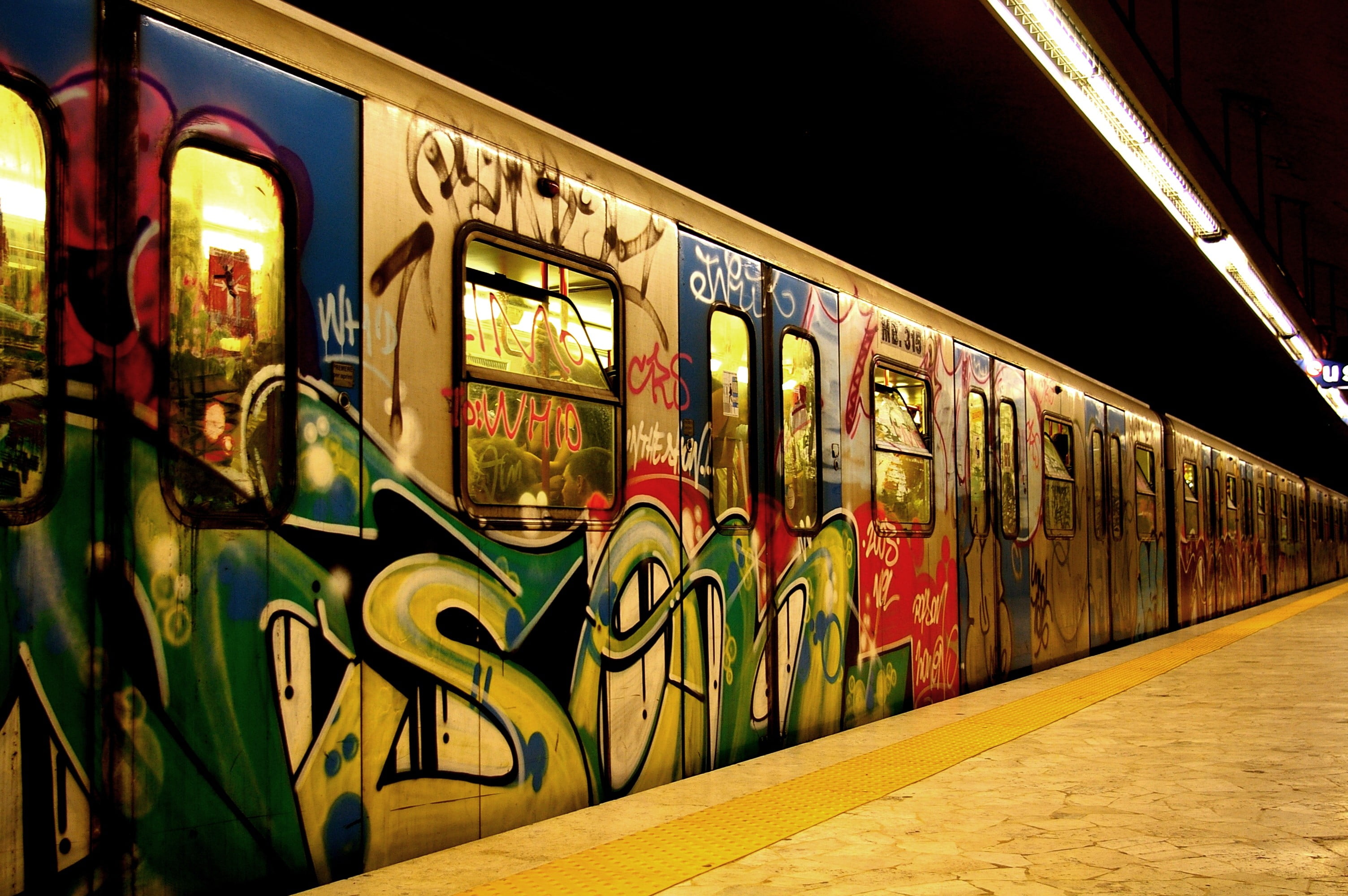 train graffiti art subway vehicle underground public transportation 2k