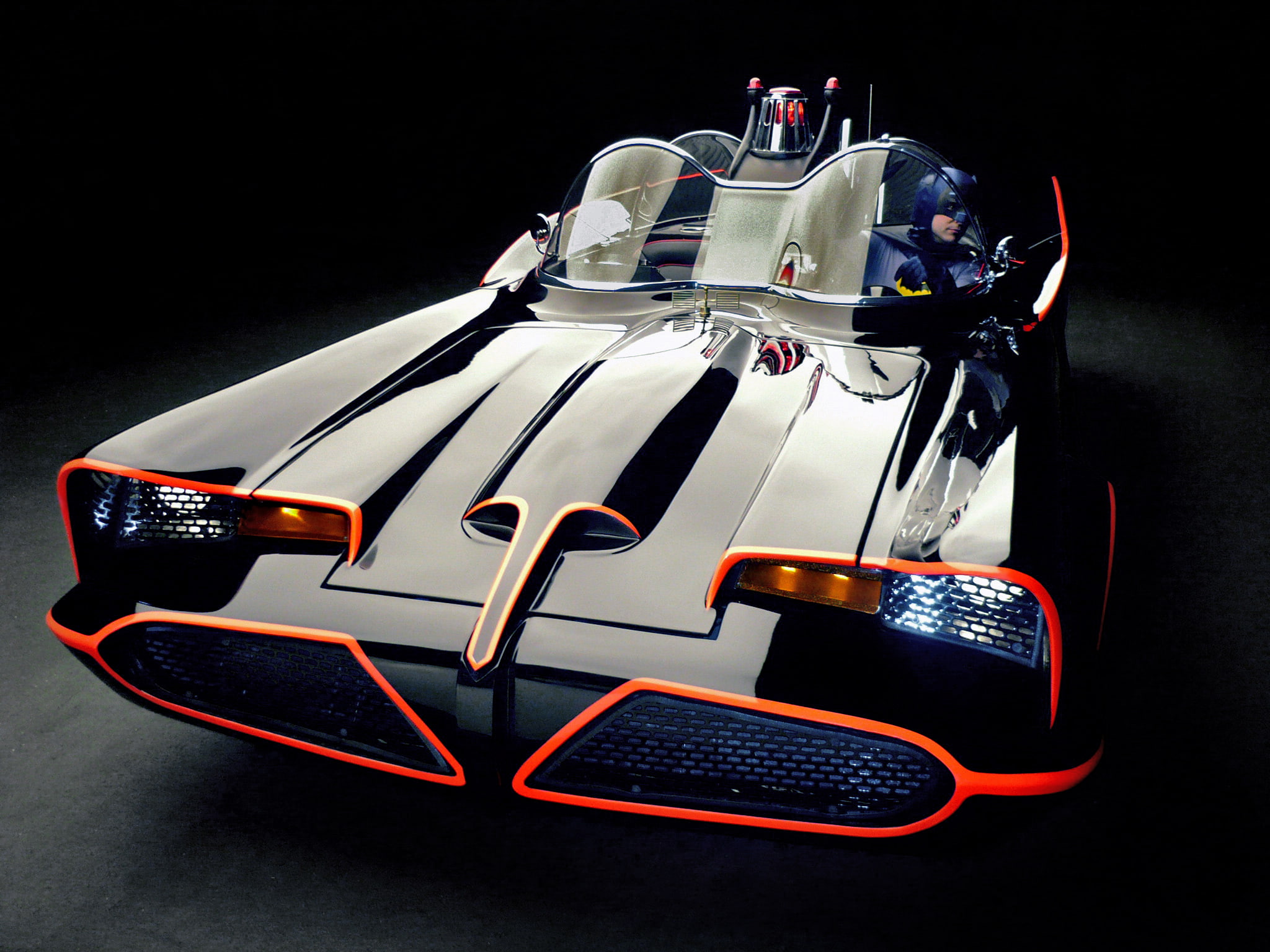 barris batman batmobile concept custum dark futura 2k