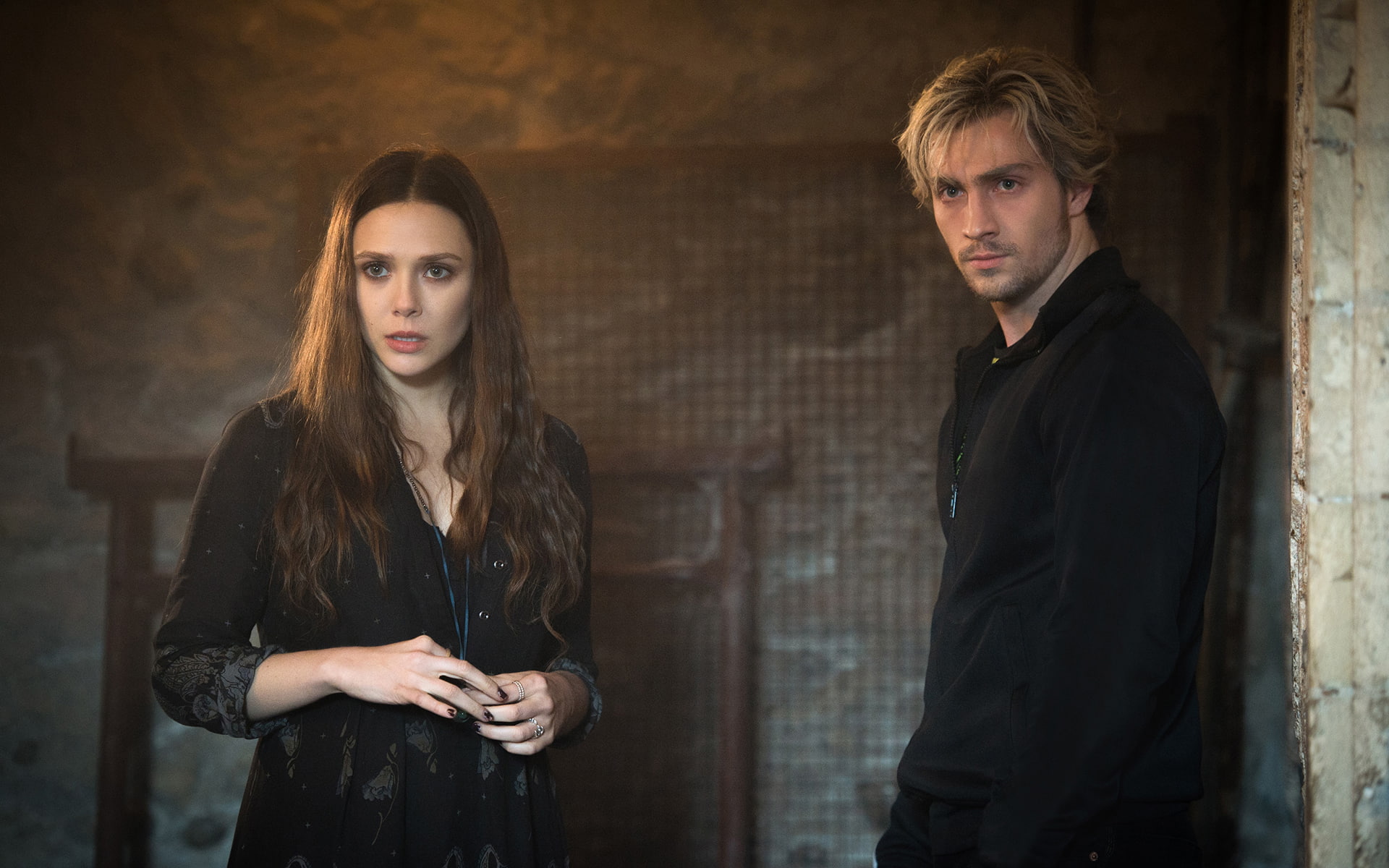 Marvel Avengers Wanda and man movie still screenshot Girl Fantasy 2k