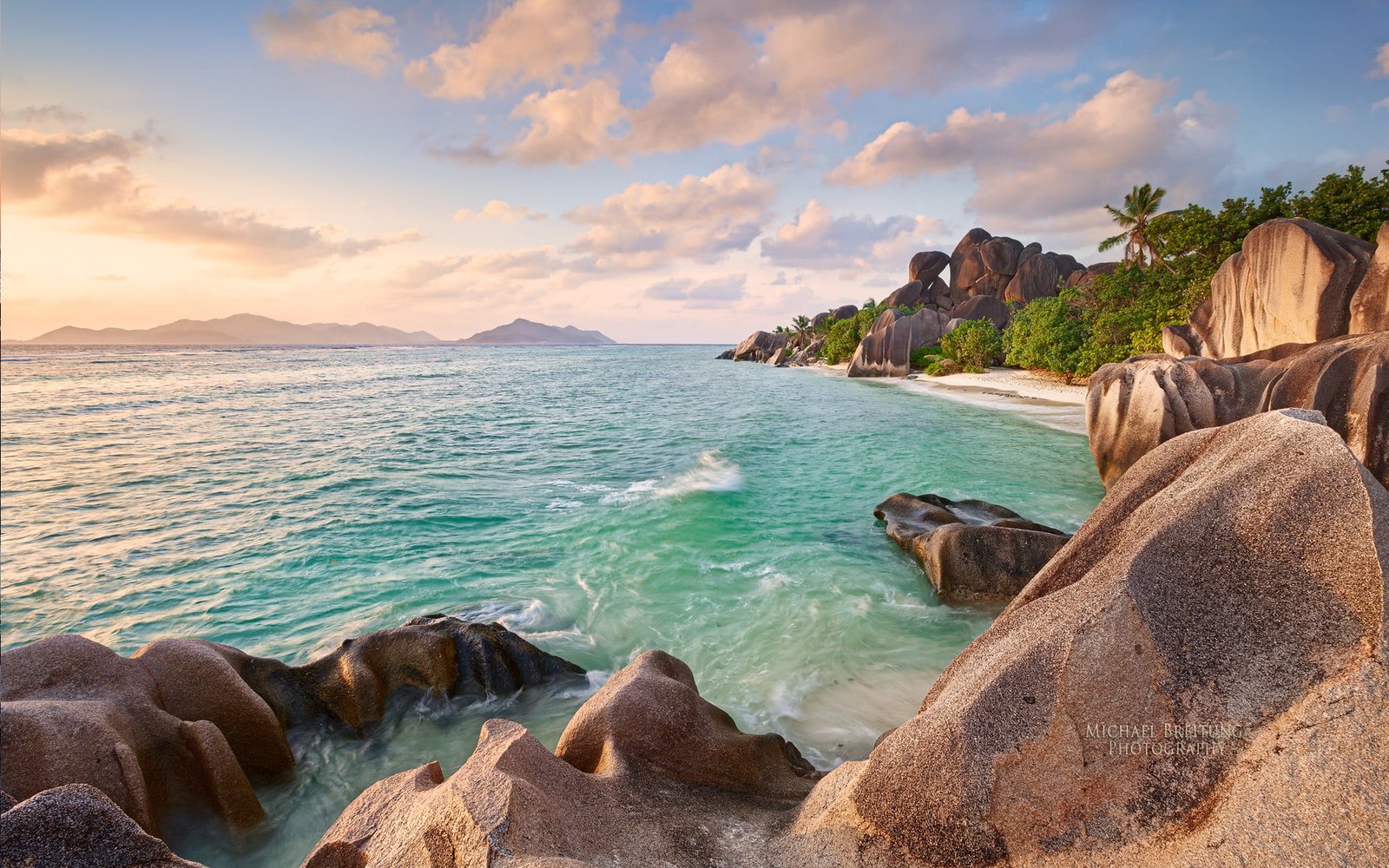 La Digue Beach Seychelles HD 2k
