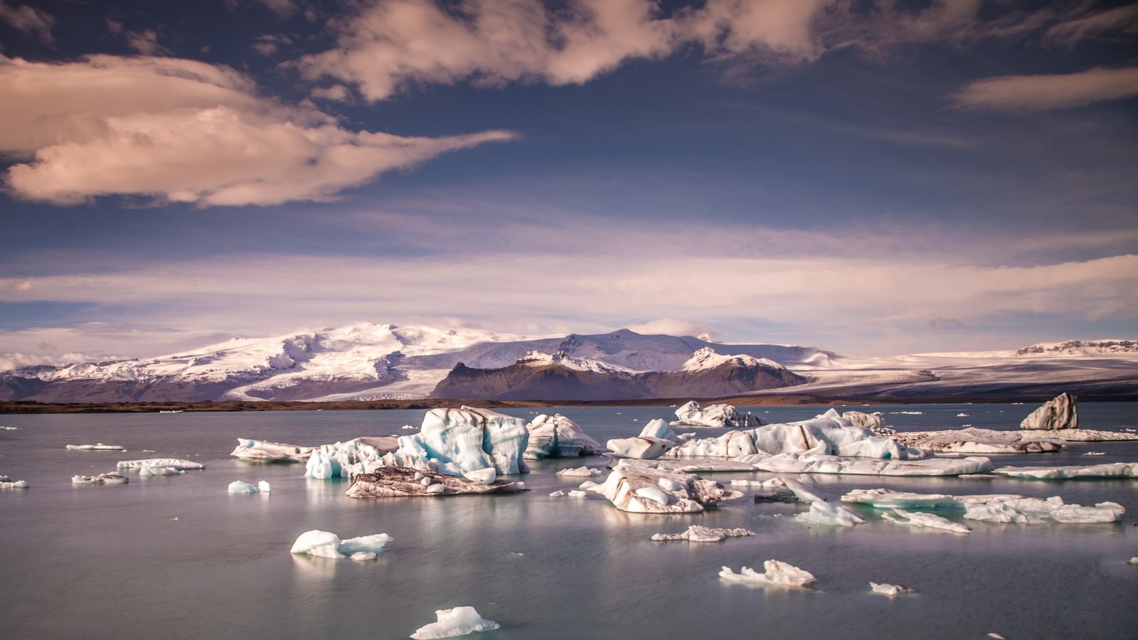 J kuls rl n Lagoon wallpaper Iceland mountains 2k 4k