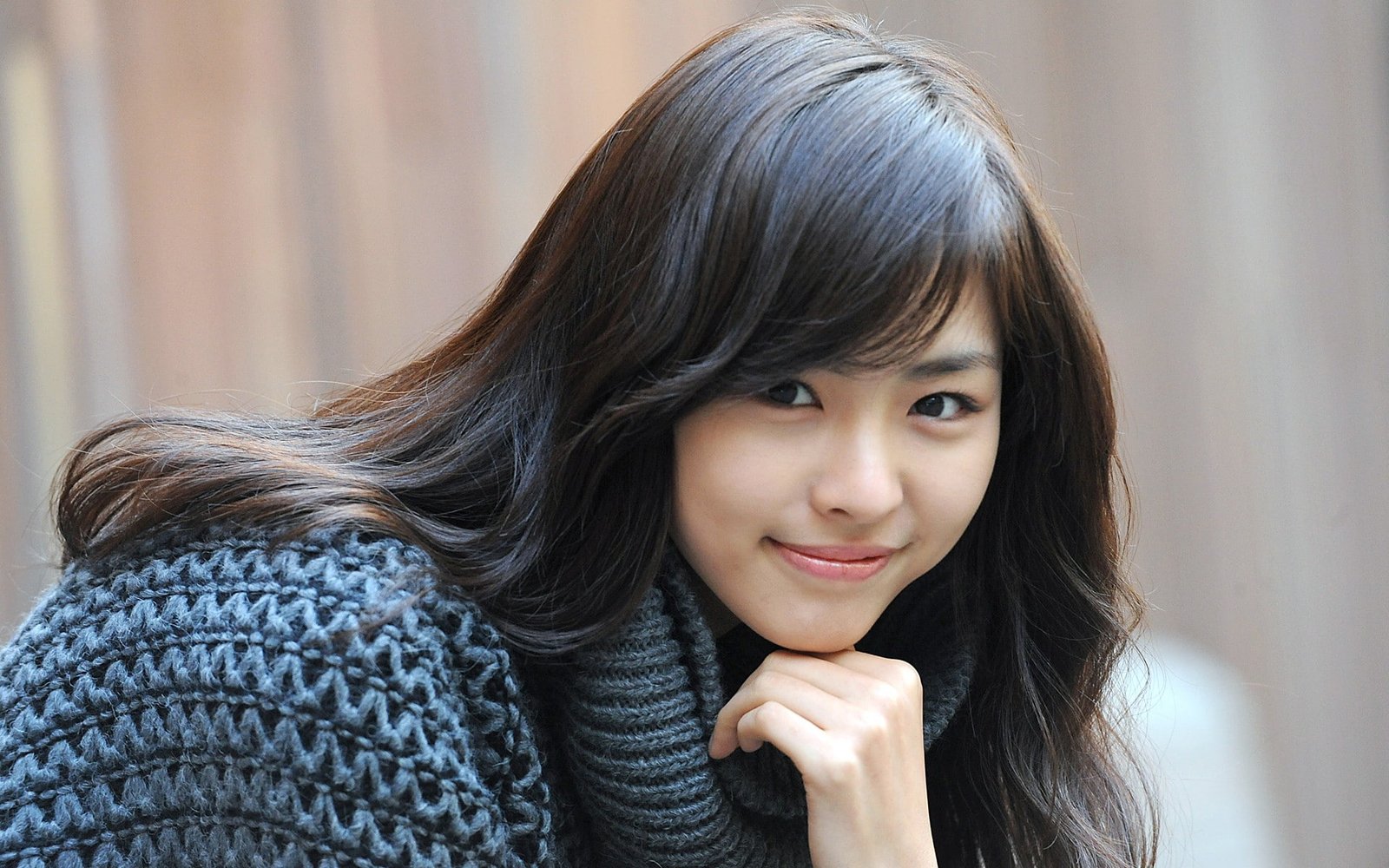 korean asian lee yeon hee sweater long hair women wavy dark eyes 2k