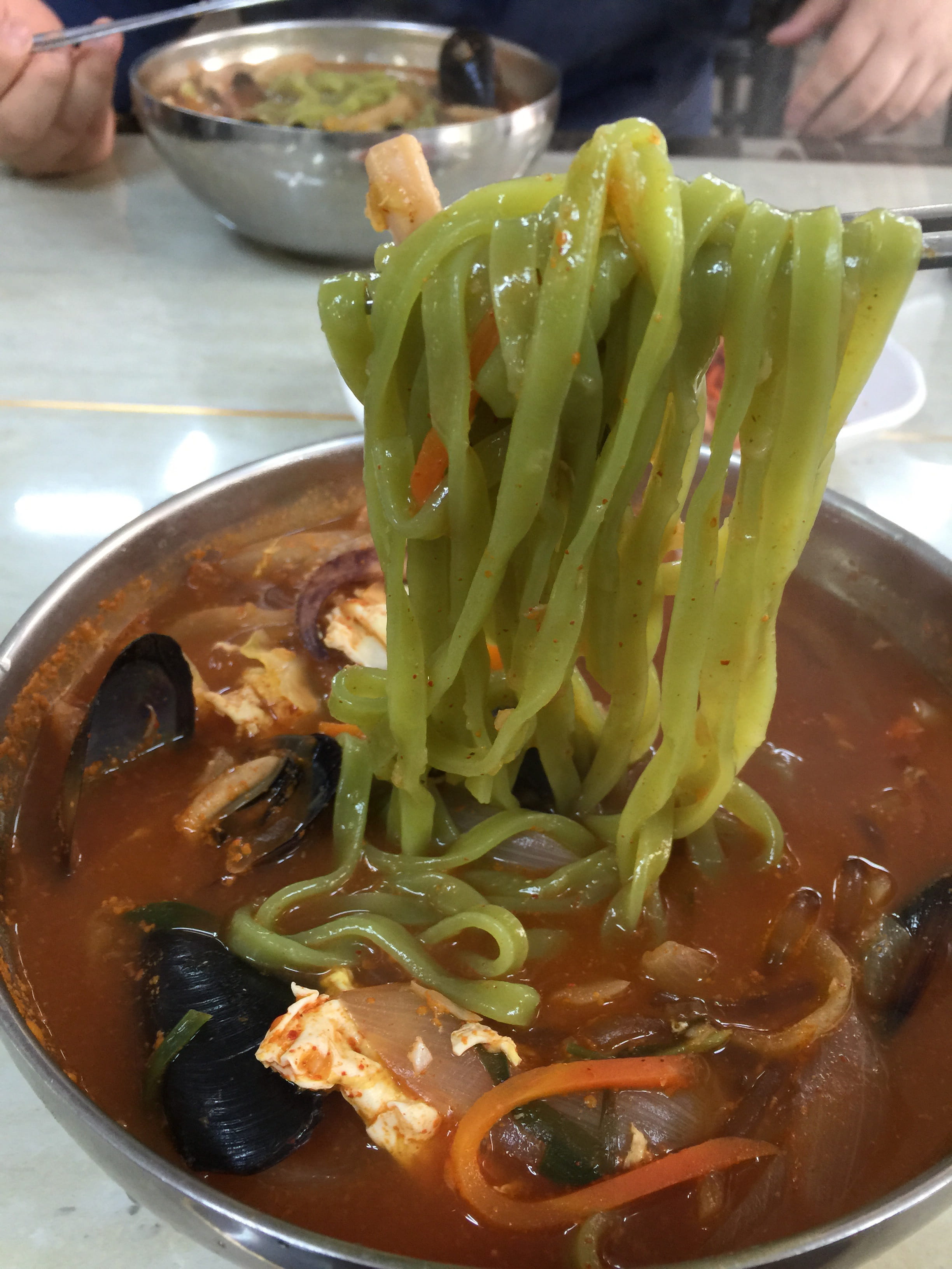 daetip noodles smile udon and meeting with 2k