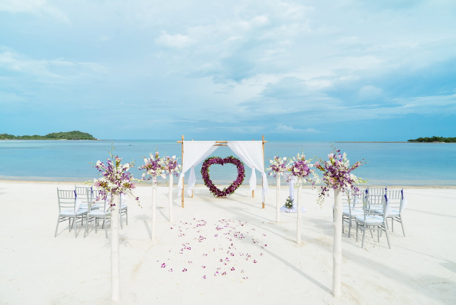 beach wedding venue preparation sea ocean sand blue 2k 4k 5k