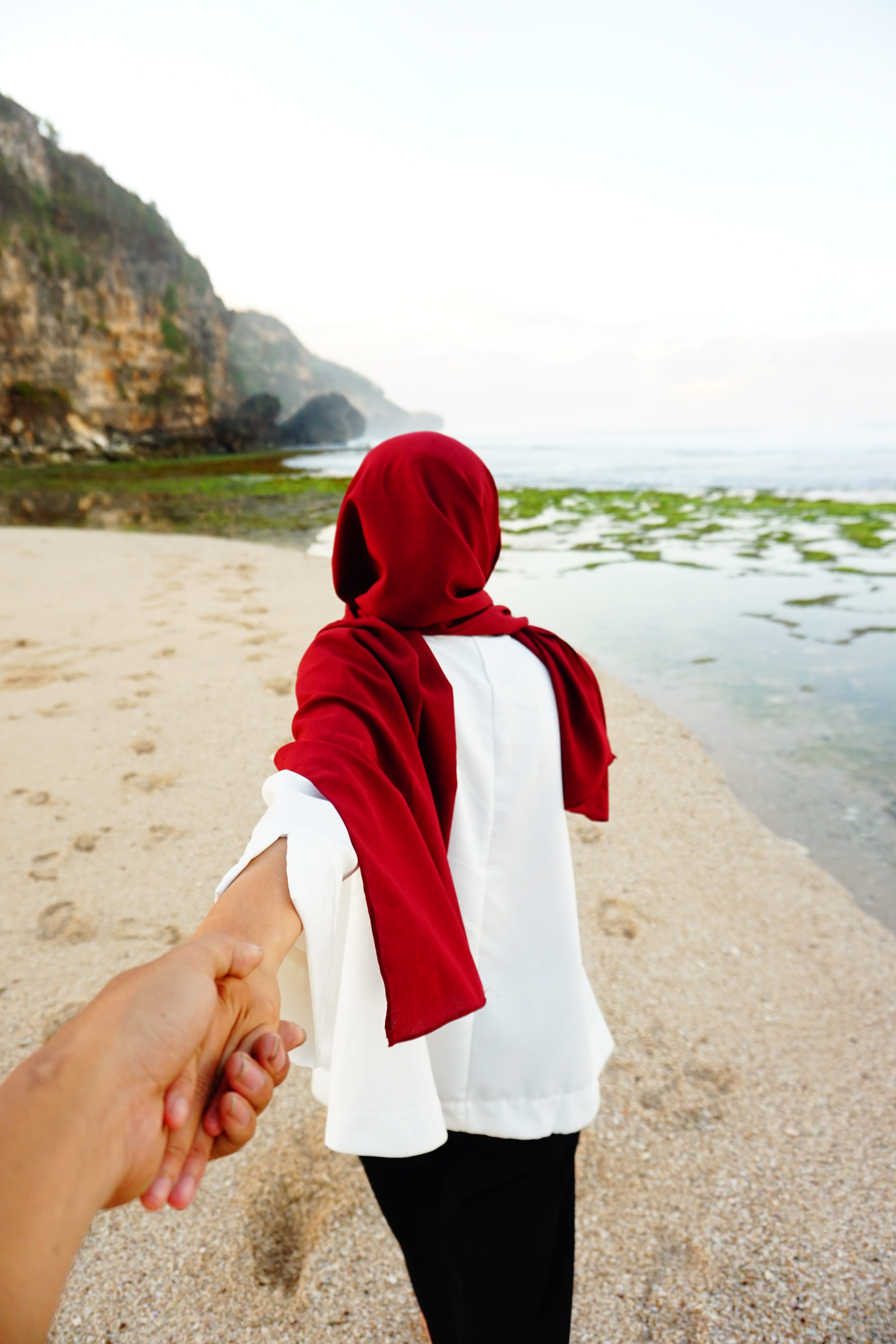 bach follow me muslim woman girl hijab morning 2k 4k