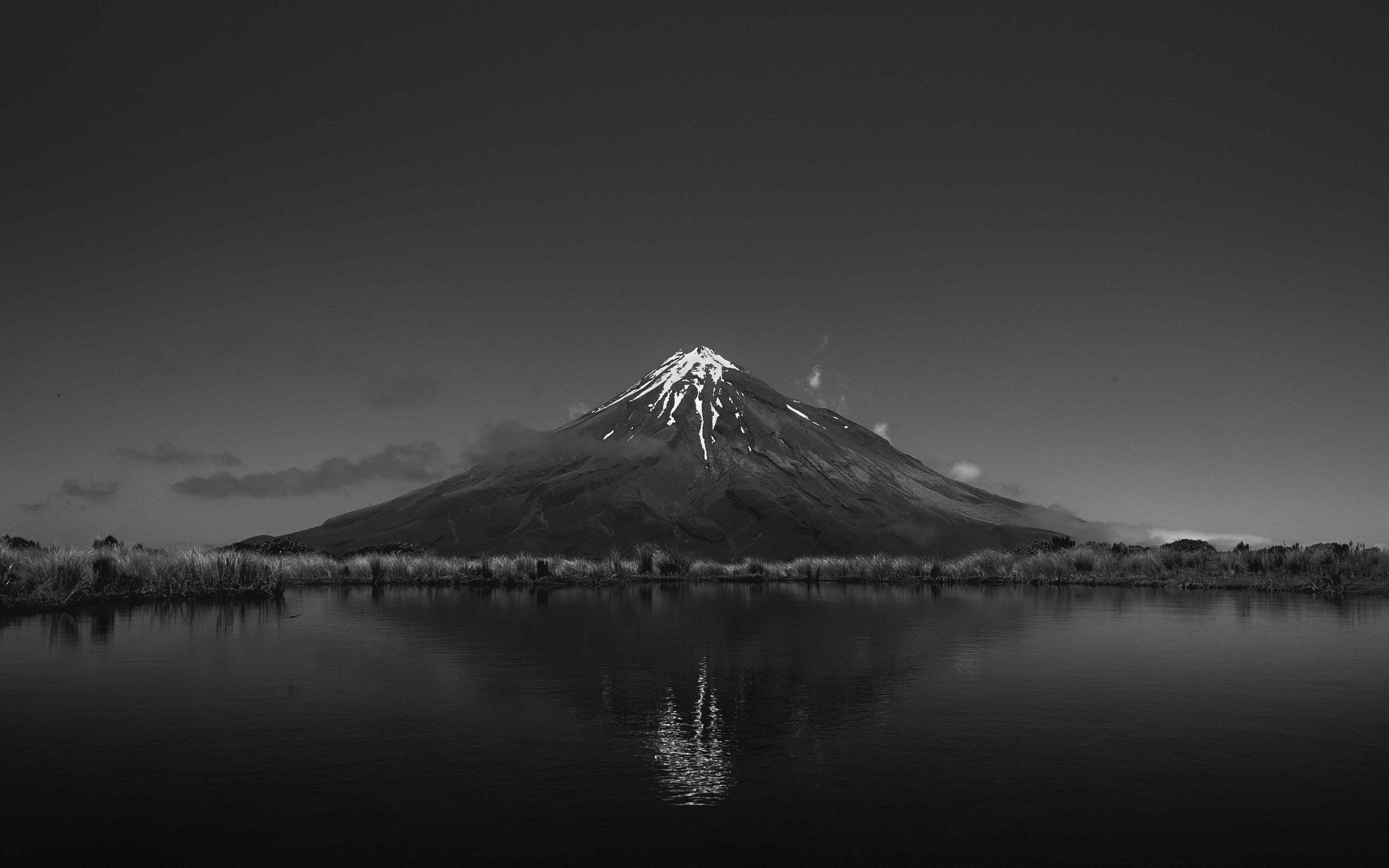 Mount Fuji landscape snow reflection monochrome mountains 2k 4k