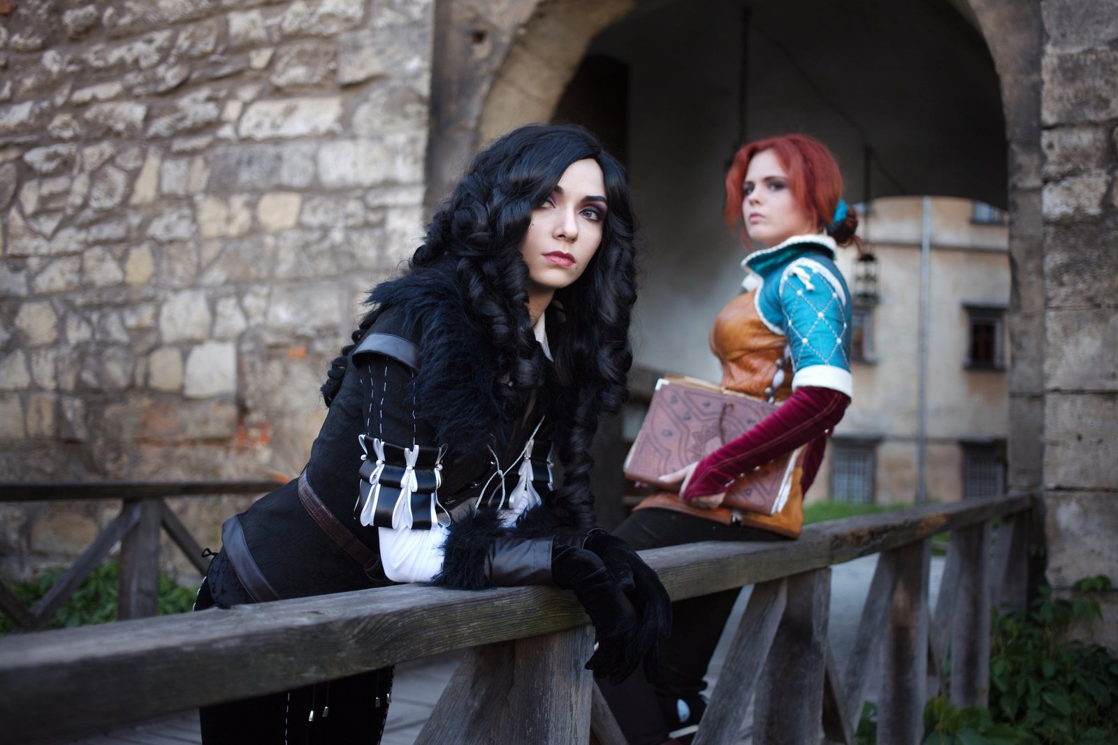 women s black long sleeved top The Witcher 3 Wild Hunt Yennefer of Vengerberg 2k 4k