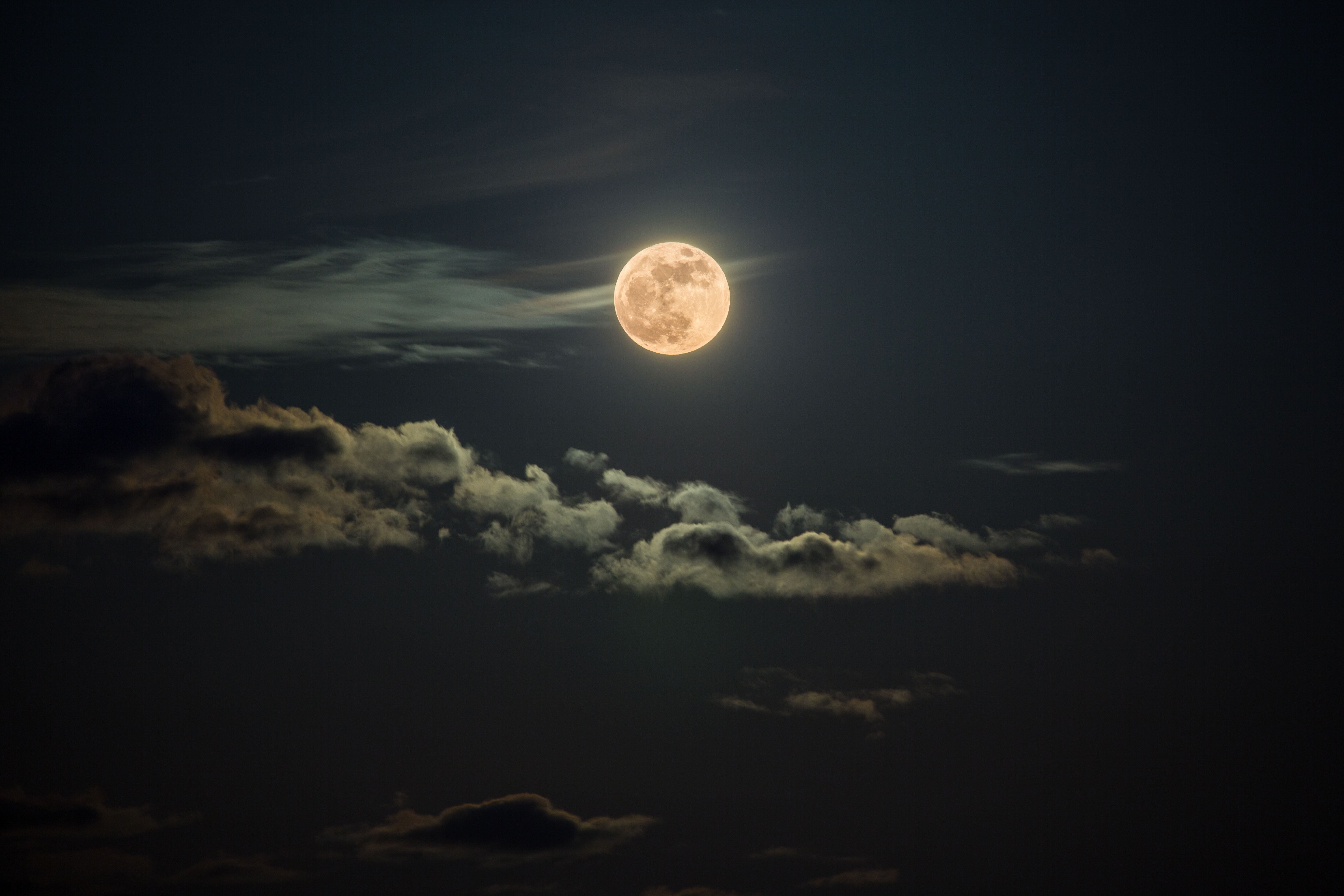 full moon clouds night nature sky space moonlight astronomy 2k 4k 5k