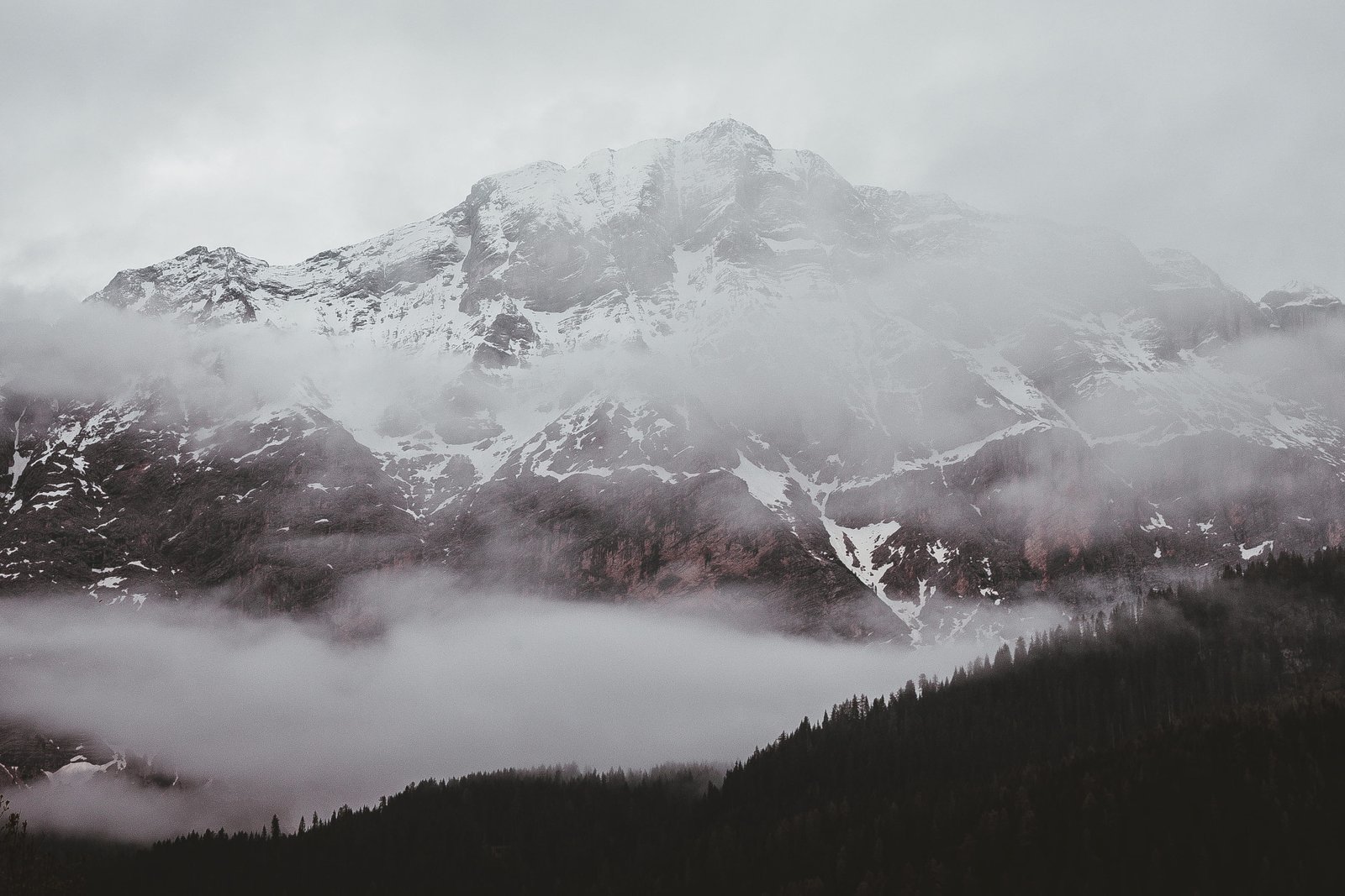 Photo Of Foggy Mountain cold desktop backgrounds HD wallpaper 2k 4k