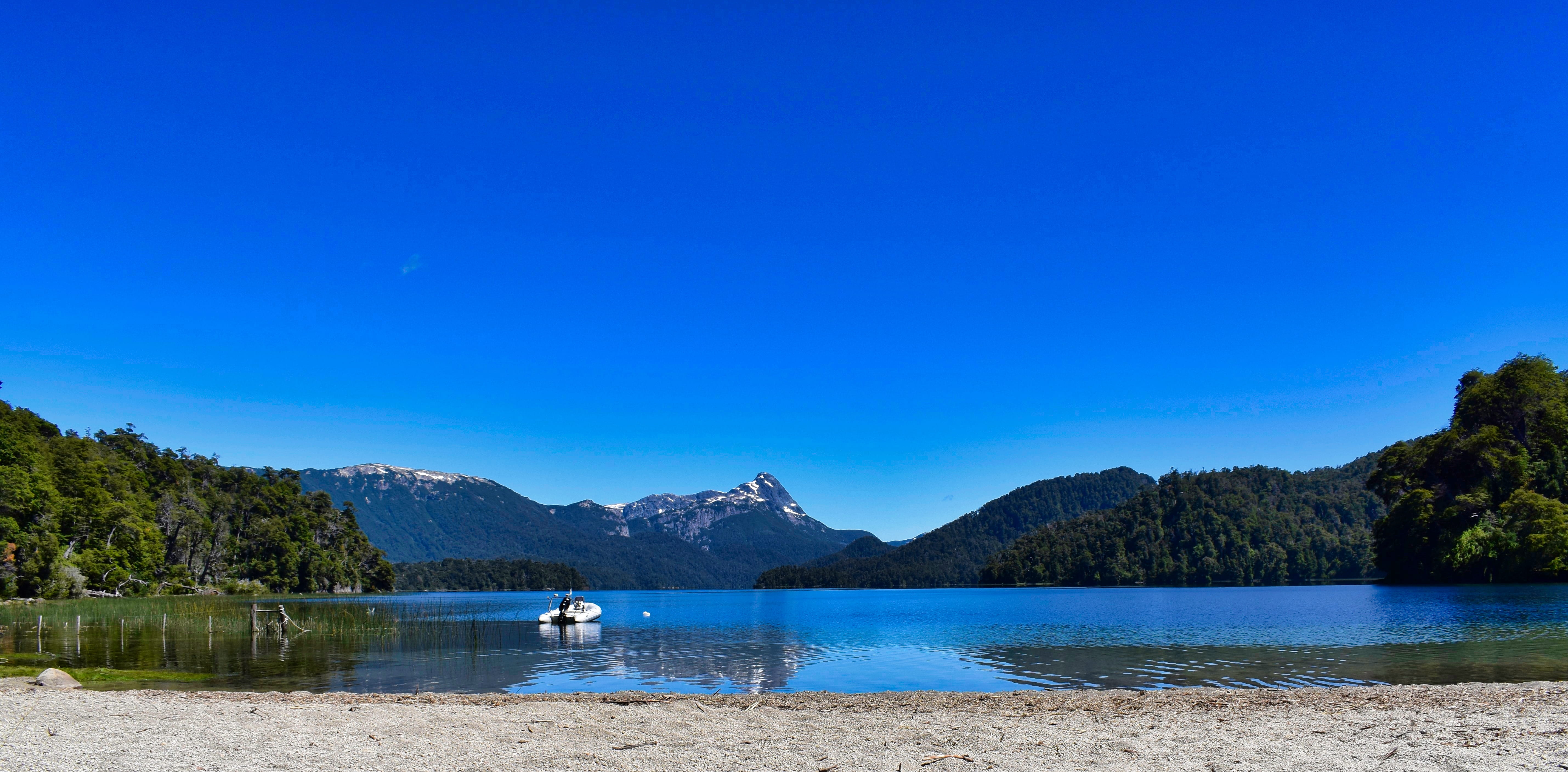 argentina lago espejo snow forest boat beach patagonia 2k 4k 5k